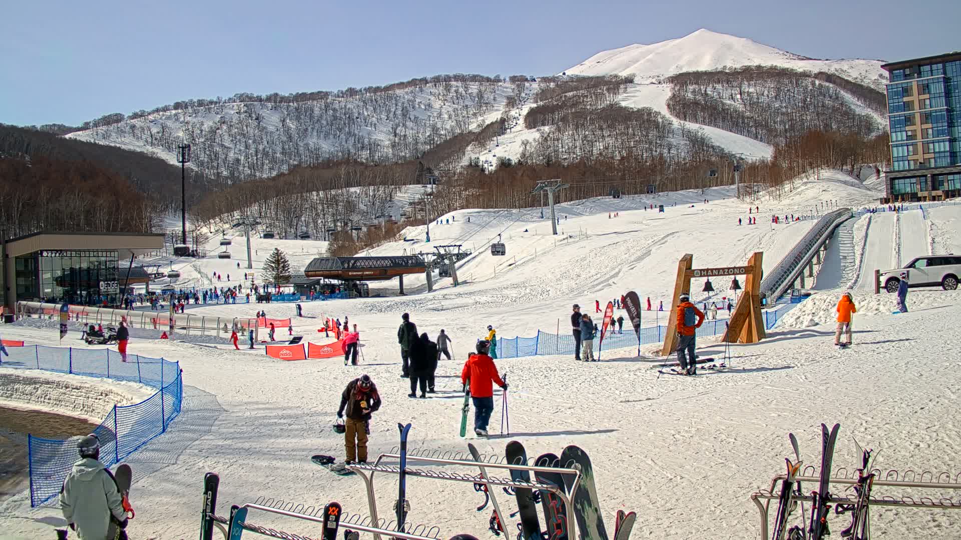 Abuta ( 虻田 ( ) ニセコアンヌプリ山＆ニセコ花園、リゾートスキー場、北海道、倶知安 ) Mount Niseko-Annupuri & Niseko Hanazono Resort Ski Slopes, Hokkaido, Kutchan Live Cam  - Iwaobetsu, Kutchan, Abuta , Hokkaido, Japan