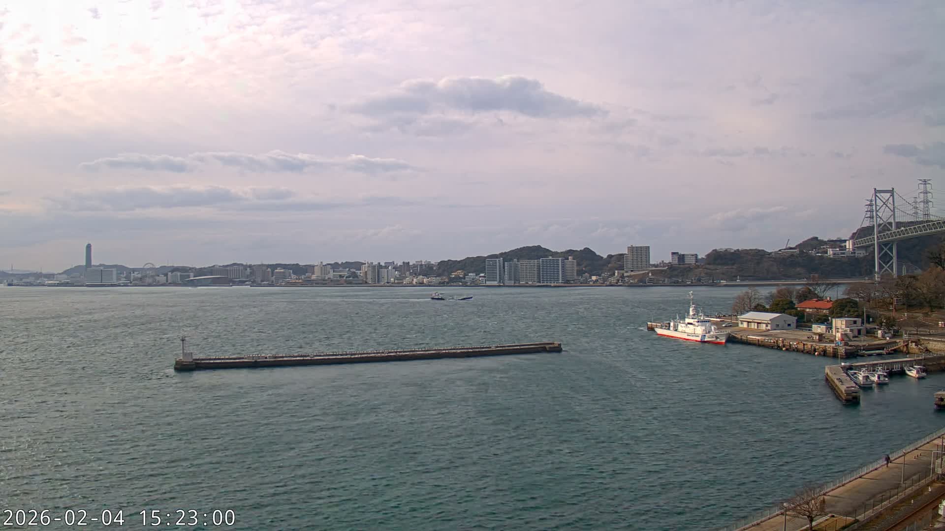 Fukuoka ( 北九州市門司区から見る福岡、関門海峡大橋、下関市 ) Kanmon Strait  Bridge & Shimonoseki City View from Moji Ward, Kitakyushu Live Cam - 2 Chome, Kyumoji, Moji-ku, Kitakyushu, Fukuoka, Kyushu, Japan