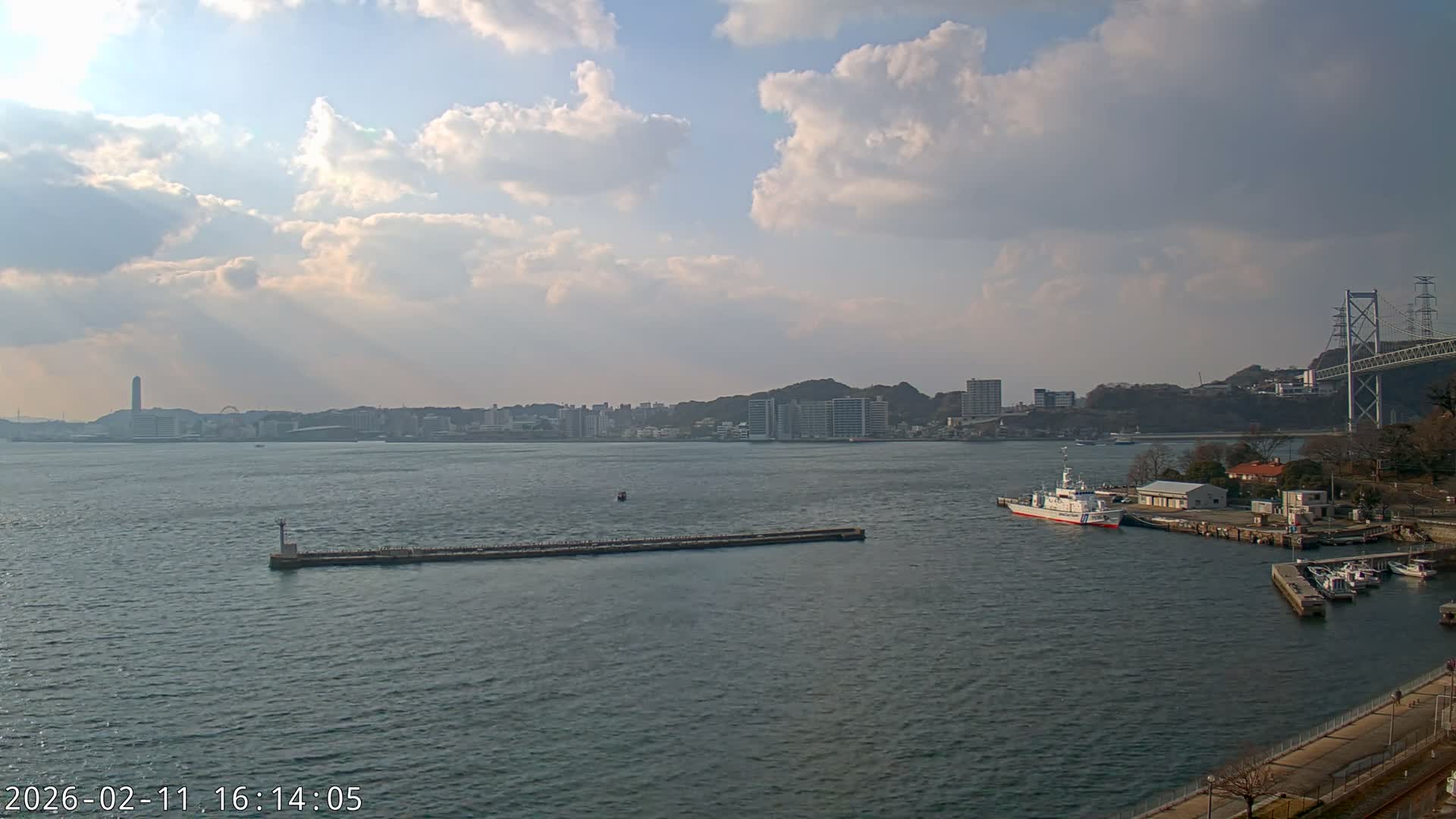 Fukuoka ( 北九州市門司区から見る福岡、関門海峡大橋、下関市 ) Kanmon Strait  Bridge & Shimonoseki City View from Moji Ward, Kitakyushu Live Cam - 2 Chome, Kyumoji, Moji-ku, Kitakyushu, Fukuoka, Kyushu, Japan