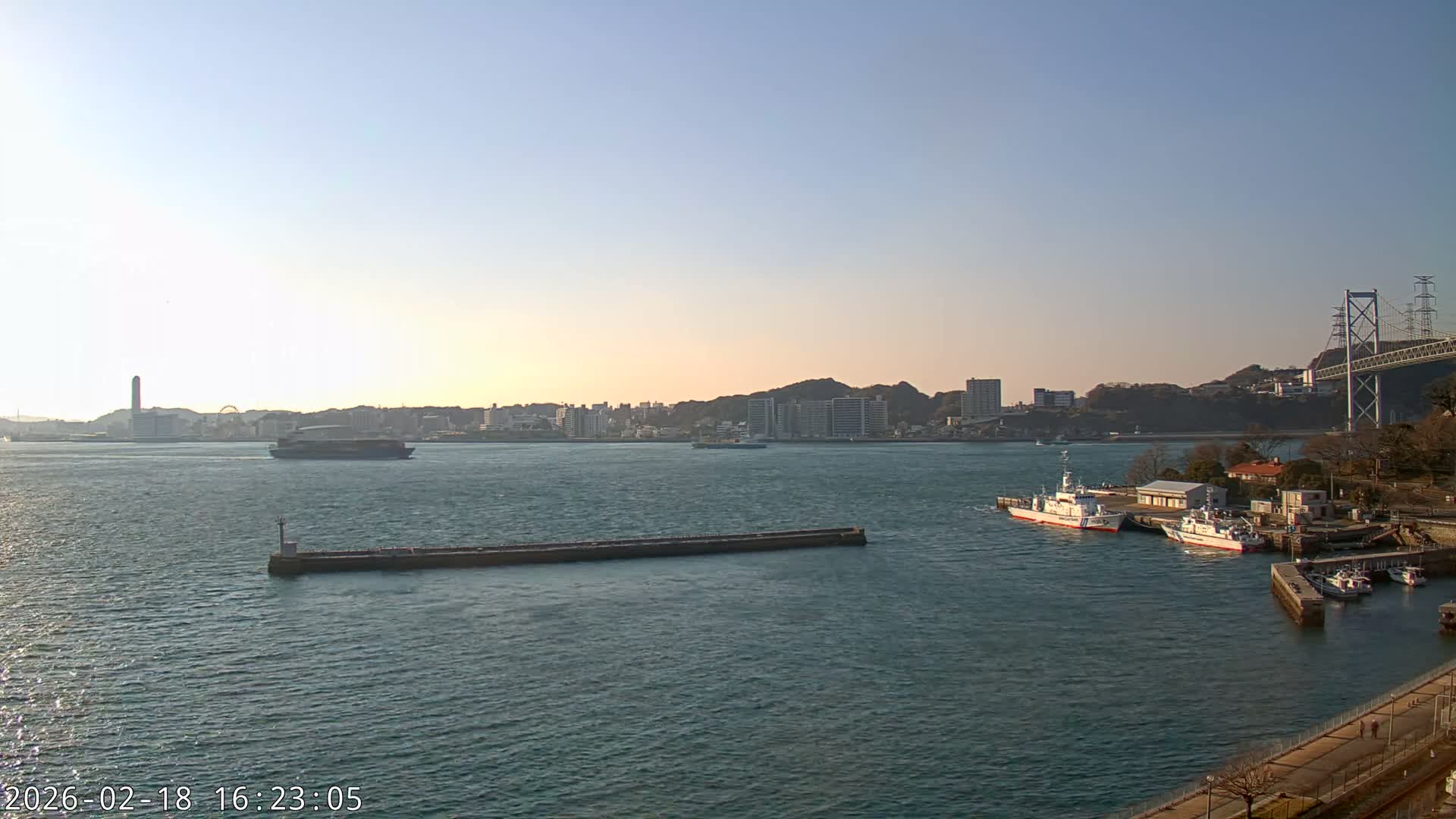 Fukuoka ( 北九州市門司区から見る福岡、関門海峡大橋、下関市 ) Kanmon Strait  Bridge & Shimonoseki City View from Moji Ward, Kitakyushu Live Cam - 2 Chome, Kyumoji, Moji-ku, Kitakyushu, Fukuoka, Kyushu, Japan