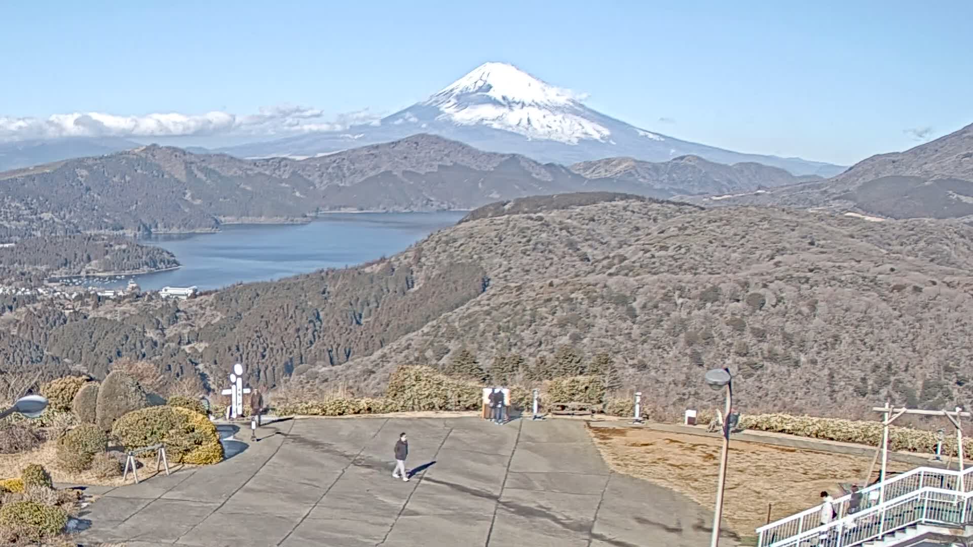Ashigarashimo ( 大観山展望台から望む足柄下、富士山、芦ノ湖 神奈川県箱根町 ) Mt. Fuji and Lake Ashinoko View from Mt. Taikan Observation Deck Hakone Town, Kanagawa Live Cam - Kajiya, Yugawara, Ashigarashimo, Kanagawa, Kanto, Honshu, Japan