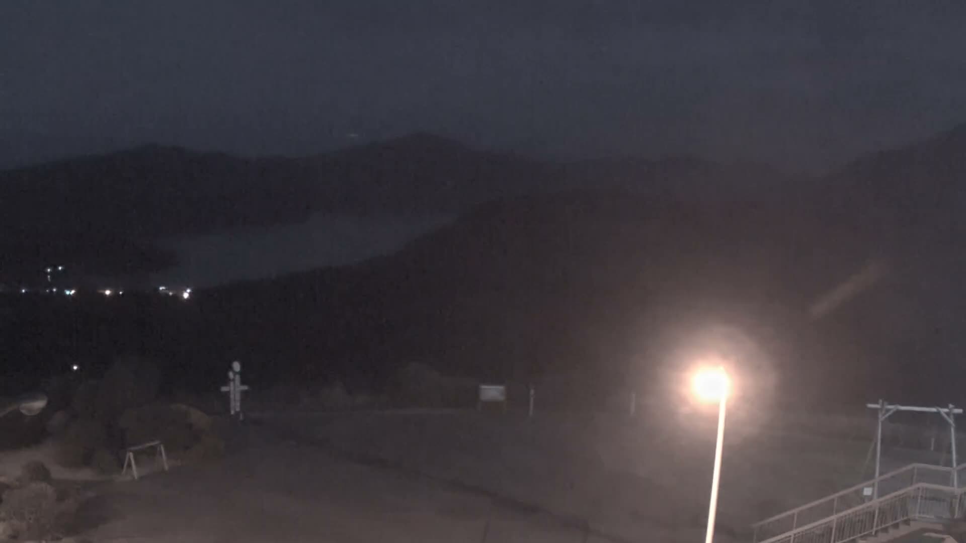 Ashigarashimo ( 大観山展望台から望む足柄下、富士山、芦ノ湖 神奈川県箱根町 ) Mt. Fuji and Lake Ashinoko View from Mt. Taikan Observation Deck Hakone Town, Kanagawa Live Cam - Kajiya, Yugawara, Ashigarashimo, Kanagawa, Kanto, Honshu, Japan