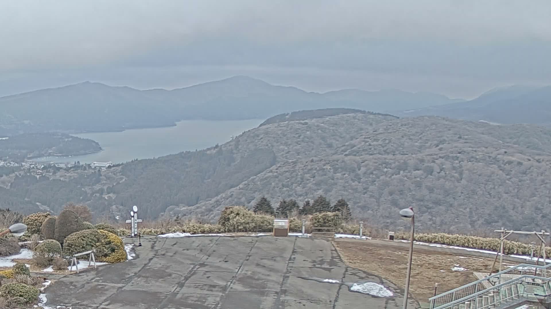 Ashigarashimo ( 大観山展望台から望む足柄下、富士山、芦ノ湖 神奈川県箱根町 ) Mt. Fuji and Lake Ashinoko View from Mt. Taikan Observation Deck Hakone Town, Kanagawa Live Cam - Kajiya, Yugawara, Ashigarashimo, Kanagawa, Kanto, Honshu, Japan
