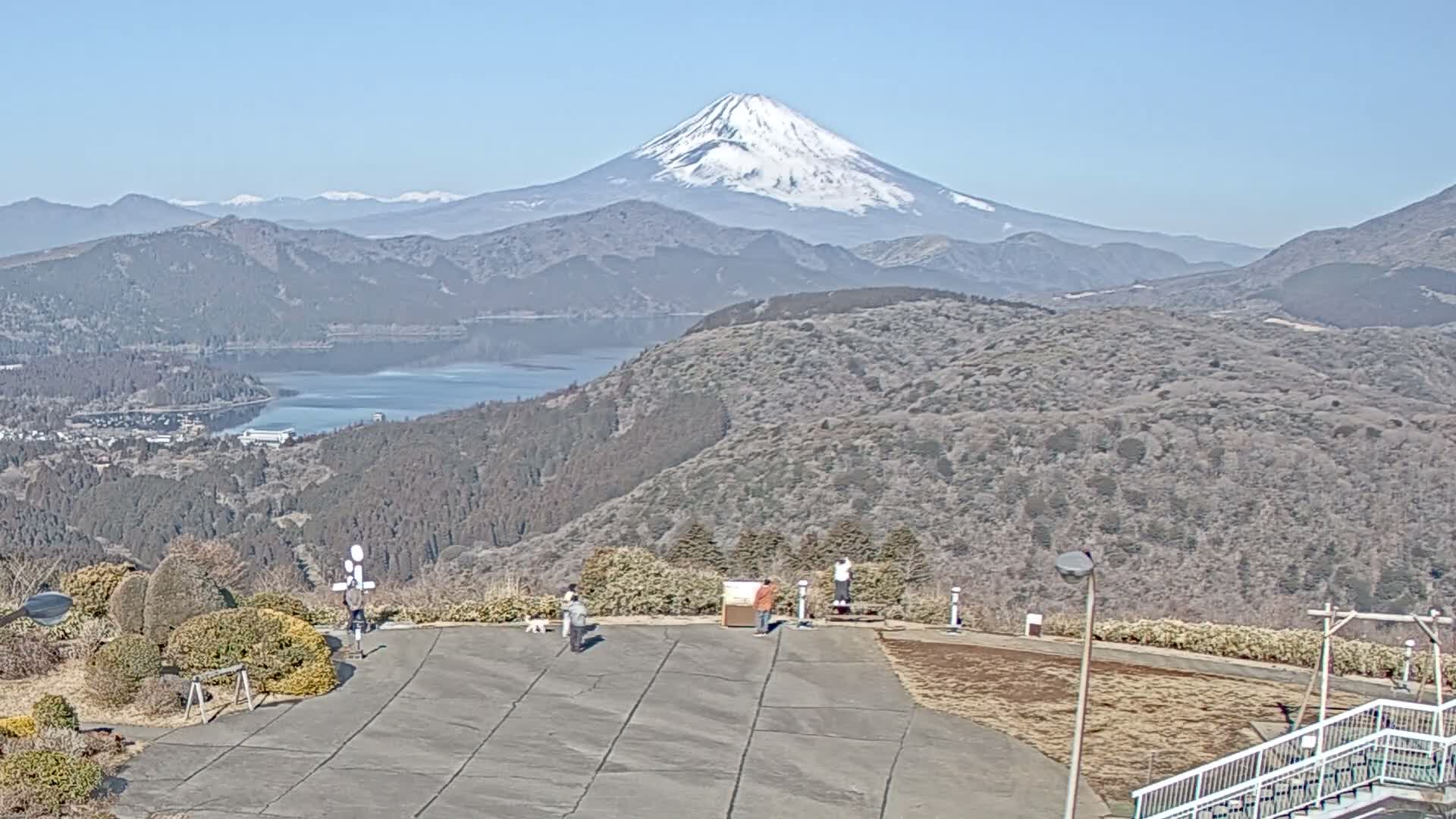 Ashigarashimo ( 大観山展望台から望む足柄下、富士山、芦ノ湖 神奈川県箱根町 ) Mt. Fuji and Lake Ashinoko View from Mt. Taikan Observation Deck Hakone Town, Kanagawa Live Cam - Kajiya, Yugawara, Ashigarashimo, Kanagawa, Kanto, Honshu, Japan