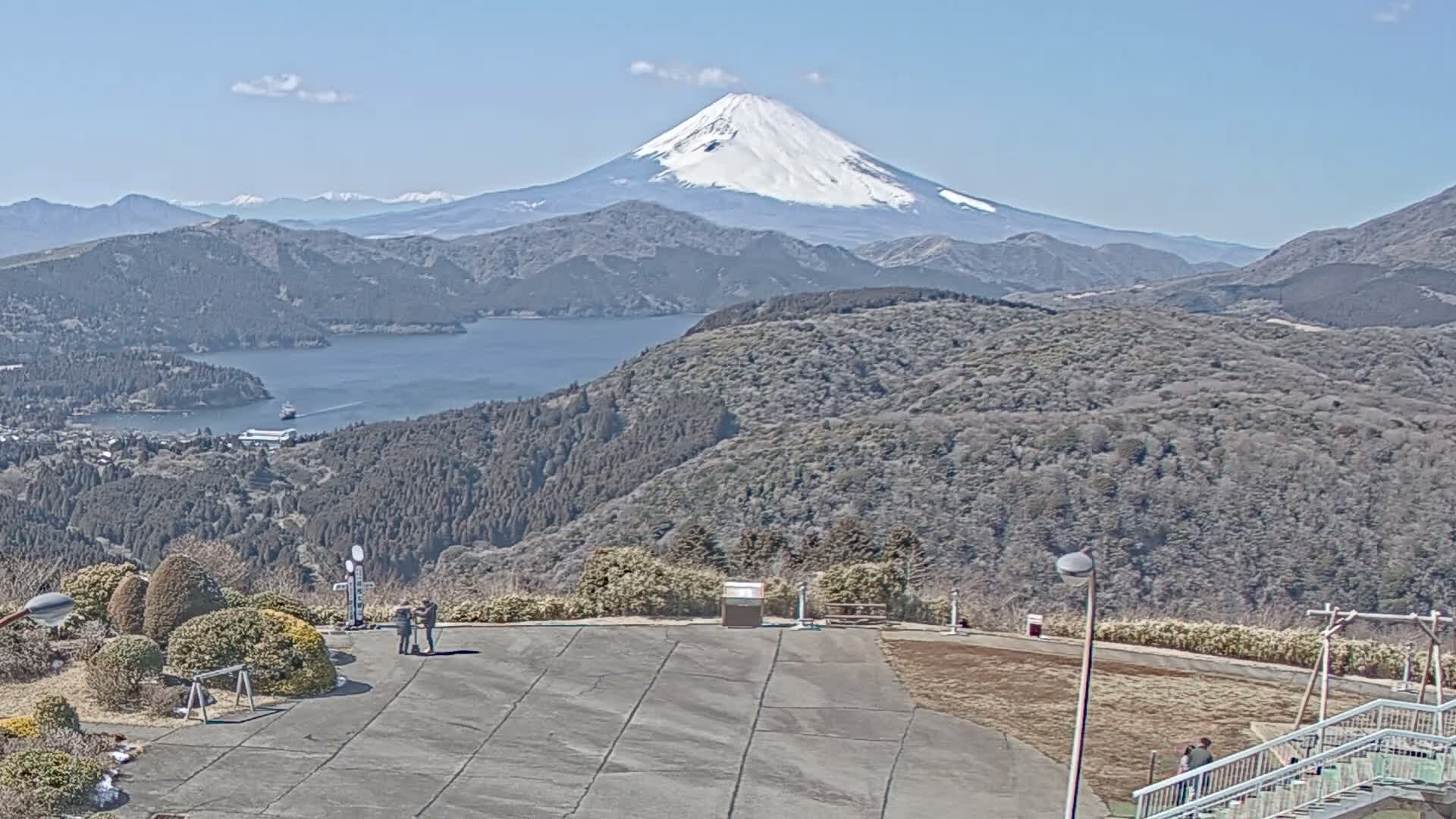 Ashigarashimo ( 大観山展望台から望む足柄下、富士山、芦ノ湖 神奈川県箱根町 ) Mt. Fuji and Lake Ashinoko View from Mt. Taikan Observation Deck Hakone Town, Kanagawa Live Cam - Kajiya, Yugawara, Ashigarashimo, Kanagawa, Kanto, Honshu, Japan