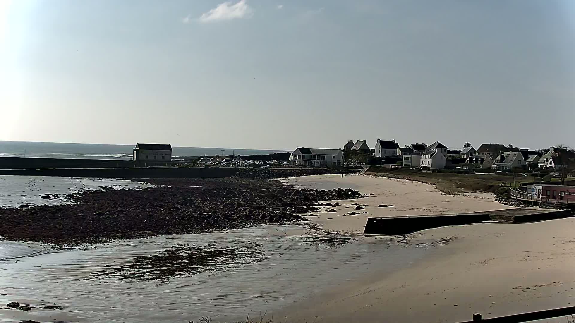 Audierne - Le Pouldu Plage de Trescadec Beach Live Cam - Quimper, Finistere, Bretagne, France
