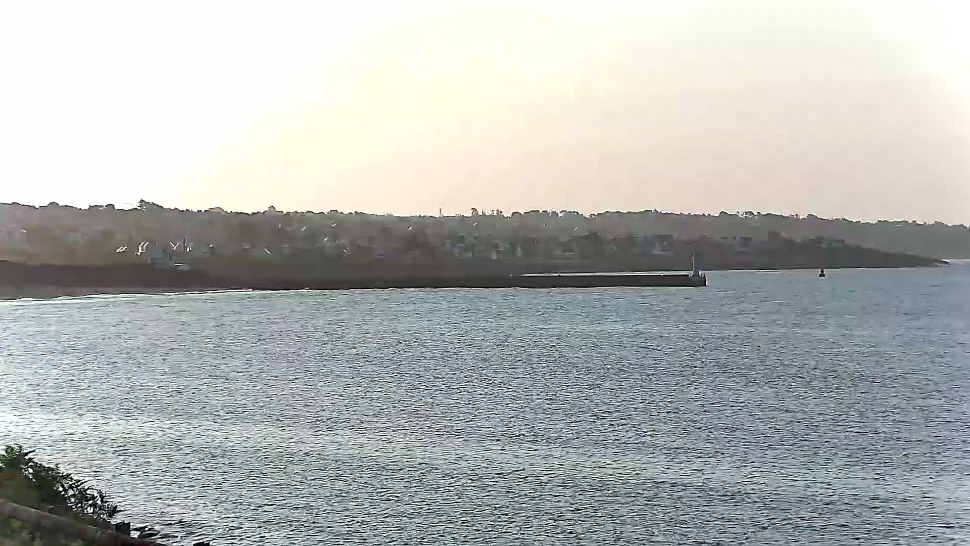 Audierne - Le Pouldu Plage de Trescadec Beach Live Cam - Quimper, Finistere, Bretagne, France