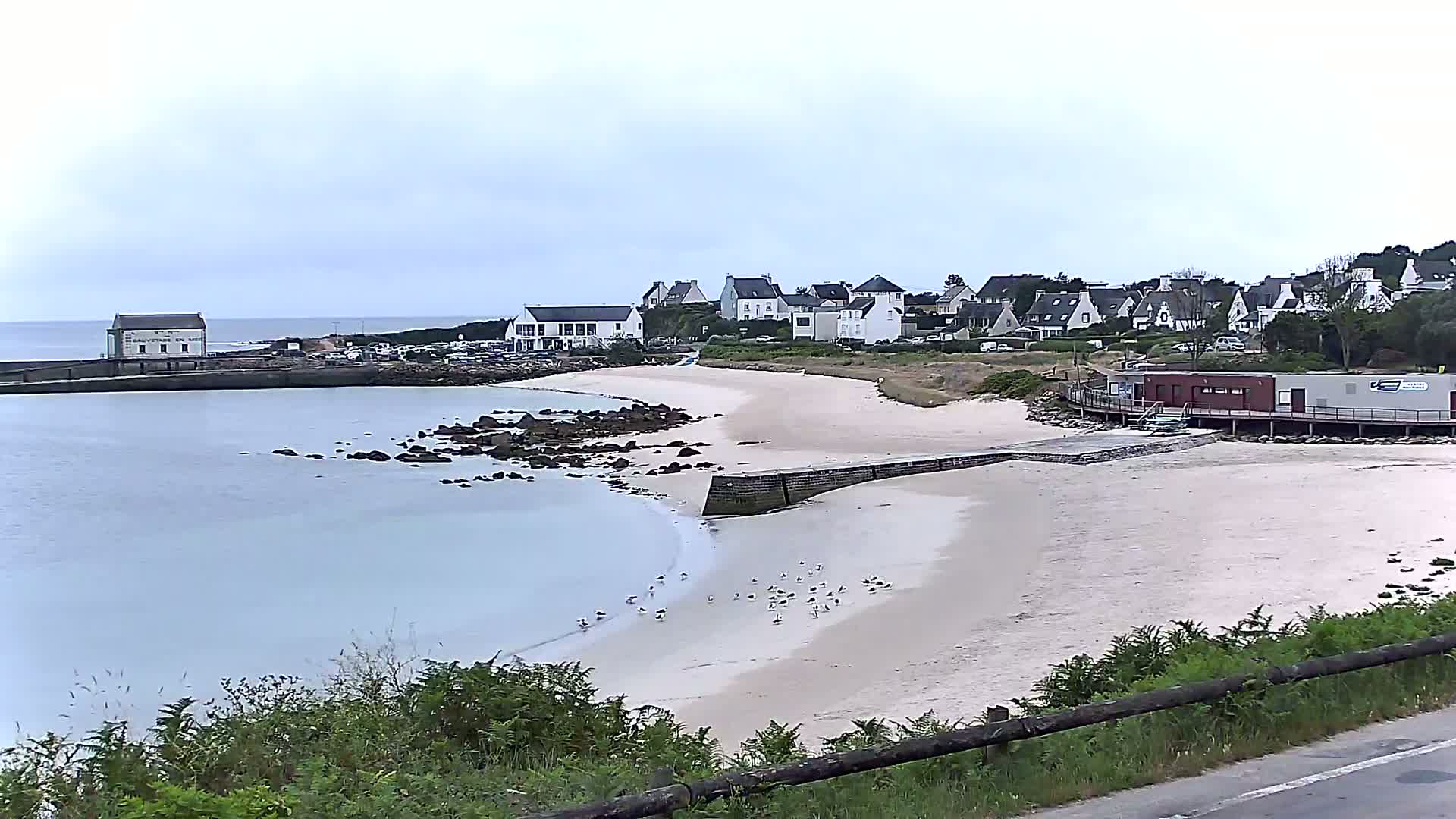 Audierne - Le Pouldu Plage de Trescadec Beach Live Cam - Quimper, Finistere, Bretagne, France