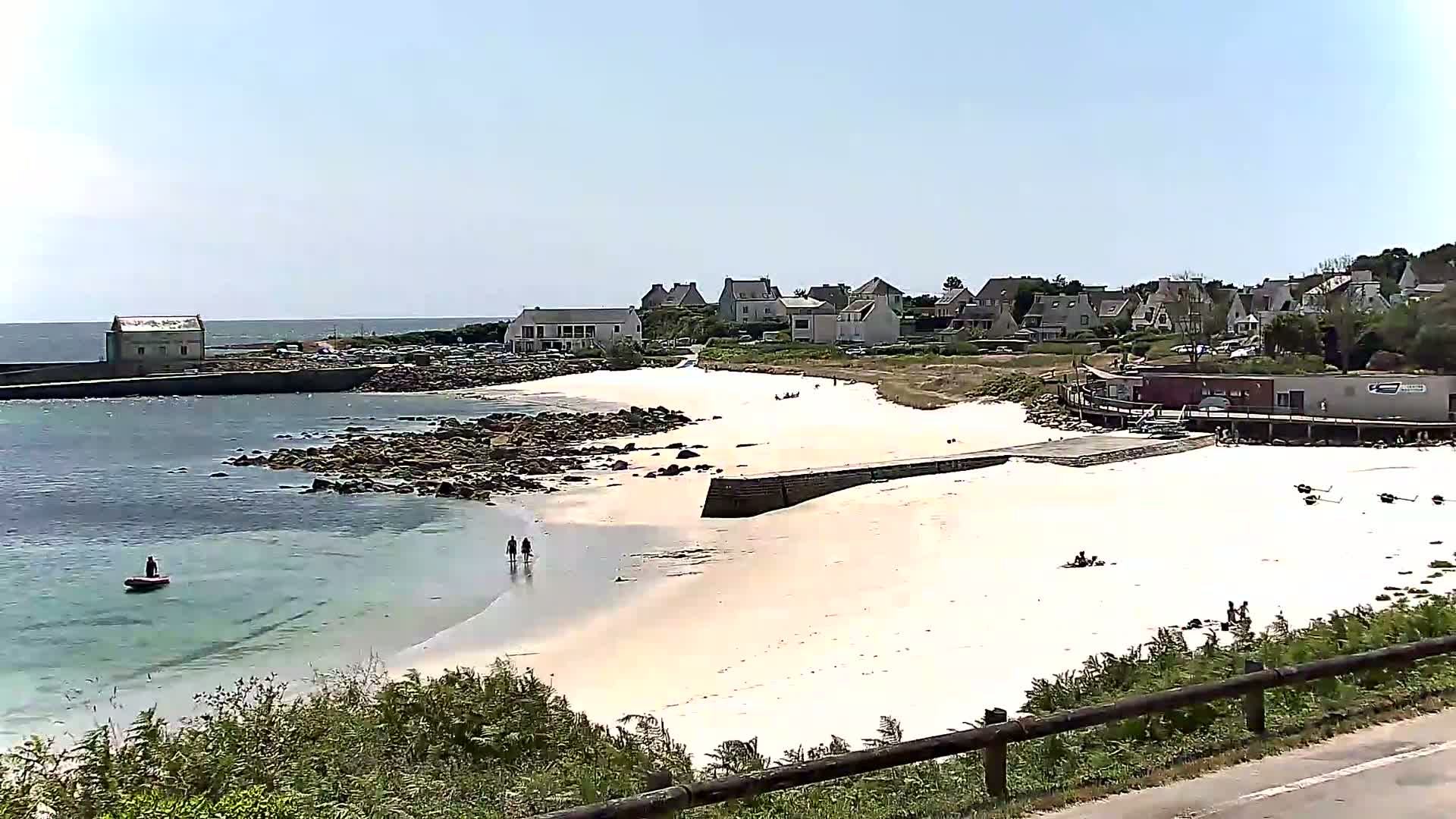 Audierne - Le Pouldu Plage de Trescadec Beach Live Cam - Quimper, Finistere, Bretagne, France