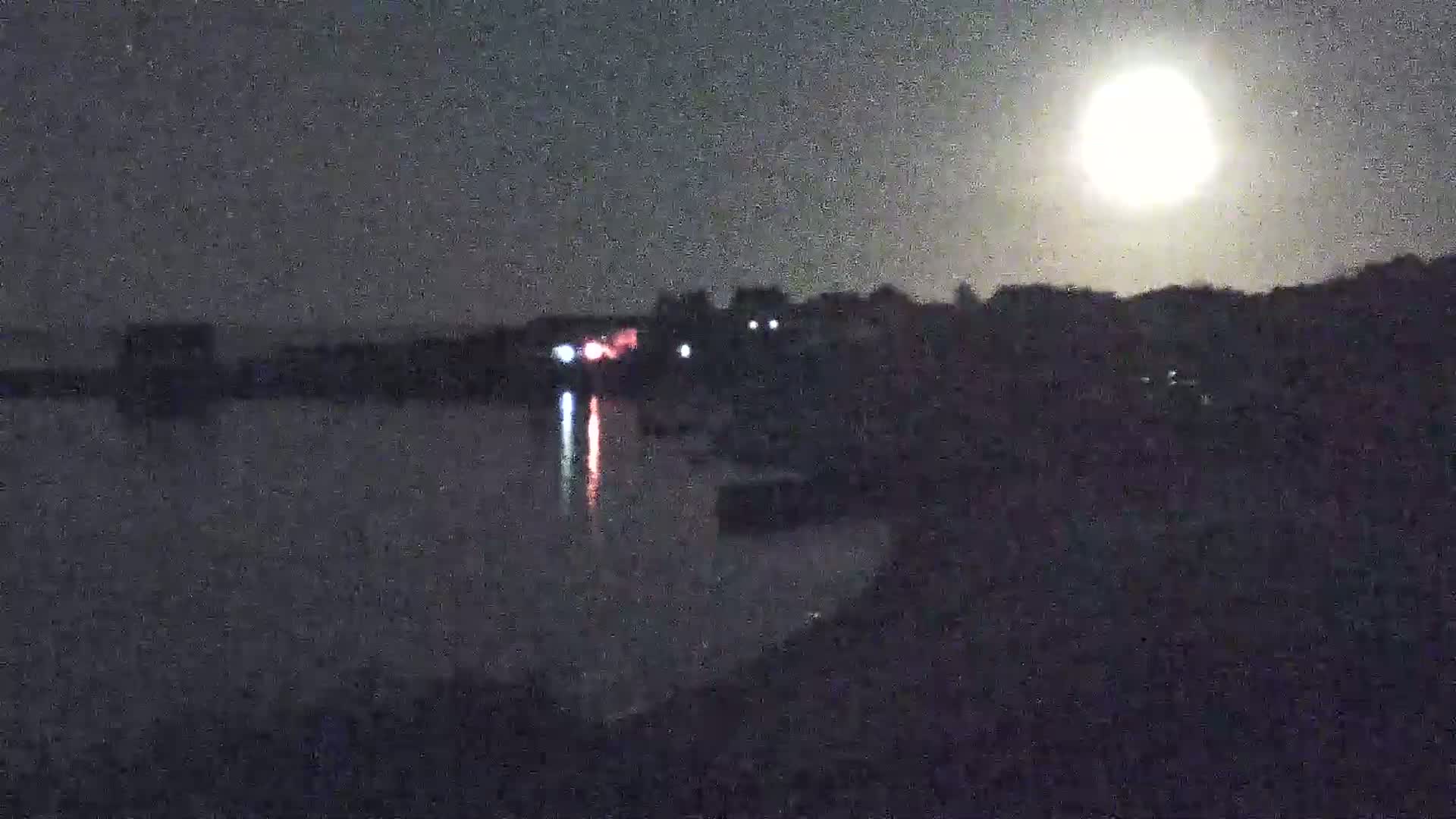 Audierne - Le Pouldu Plage de Trescadec Beach Live Cam - Quimper, Finistere, Bretagne, France