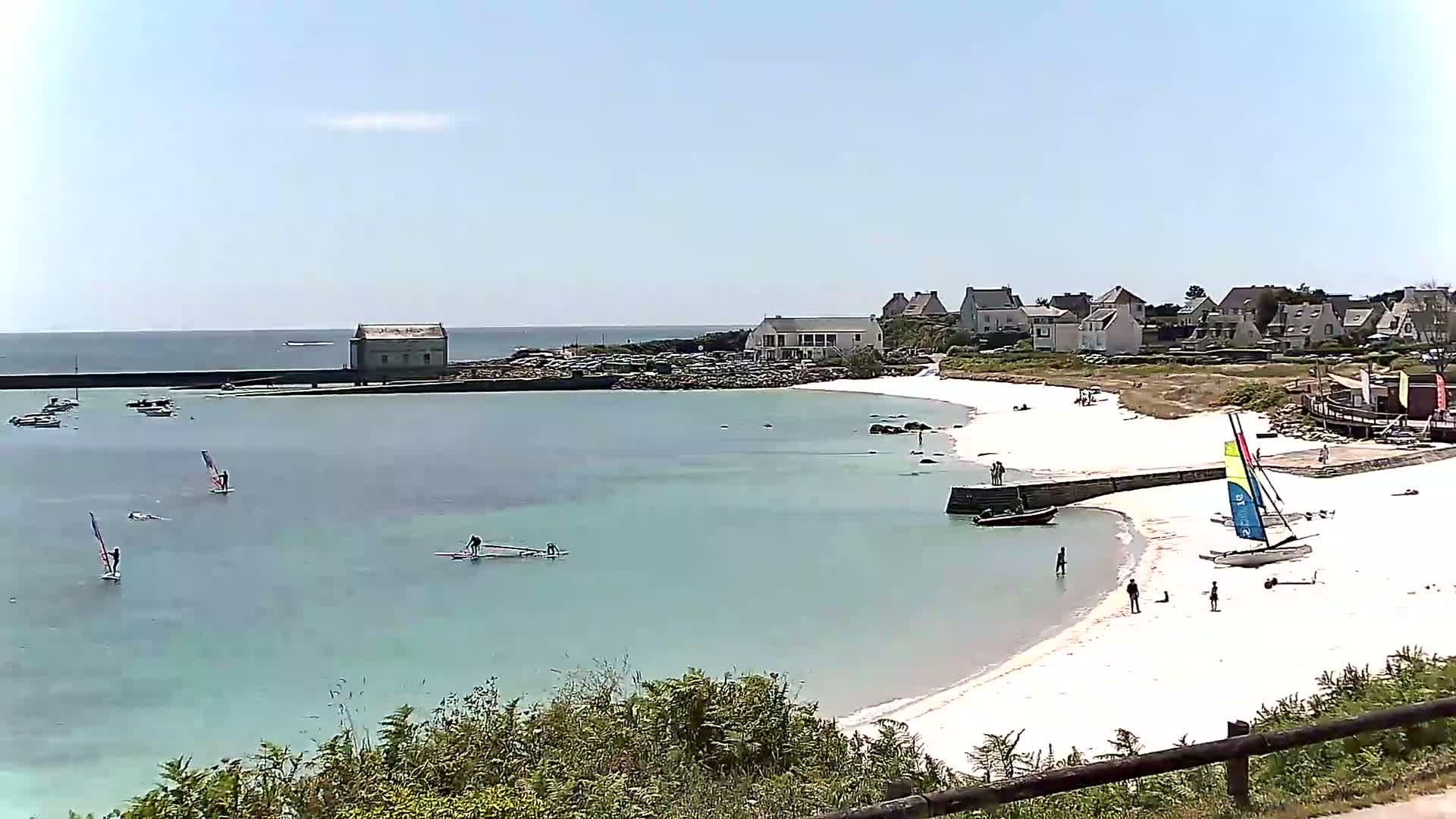 Audierne - Le Pouldu Plage de Trescadec Beach Live Cam - Quimper, Finistere, Bretagne, France