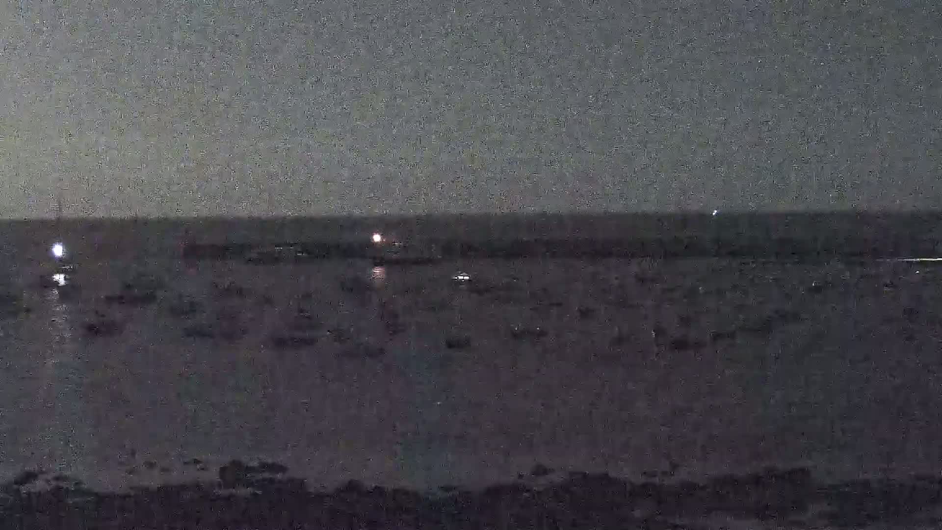 Audierne - Le Pouldu Plage de Trescadec Beach Live Cam - Quimper, Finistere, Bretagne, France
