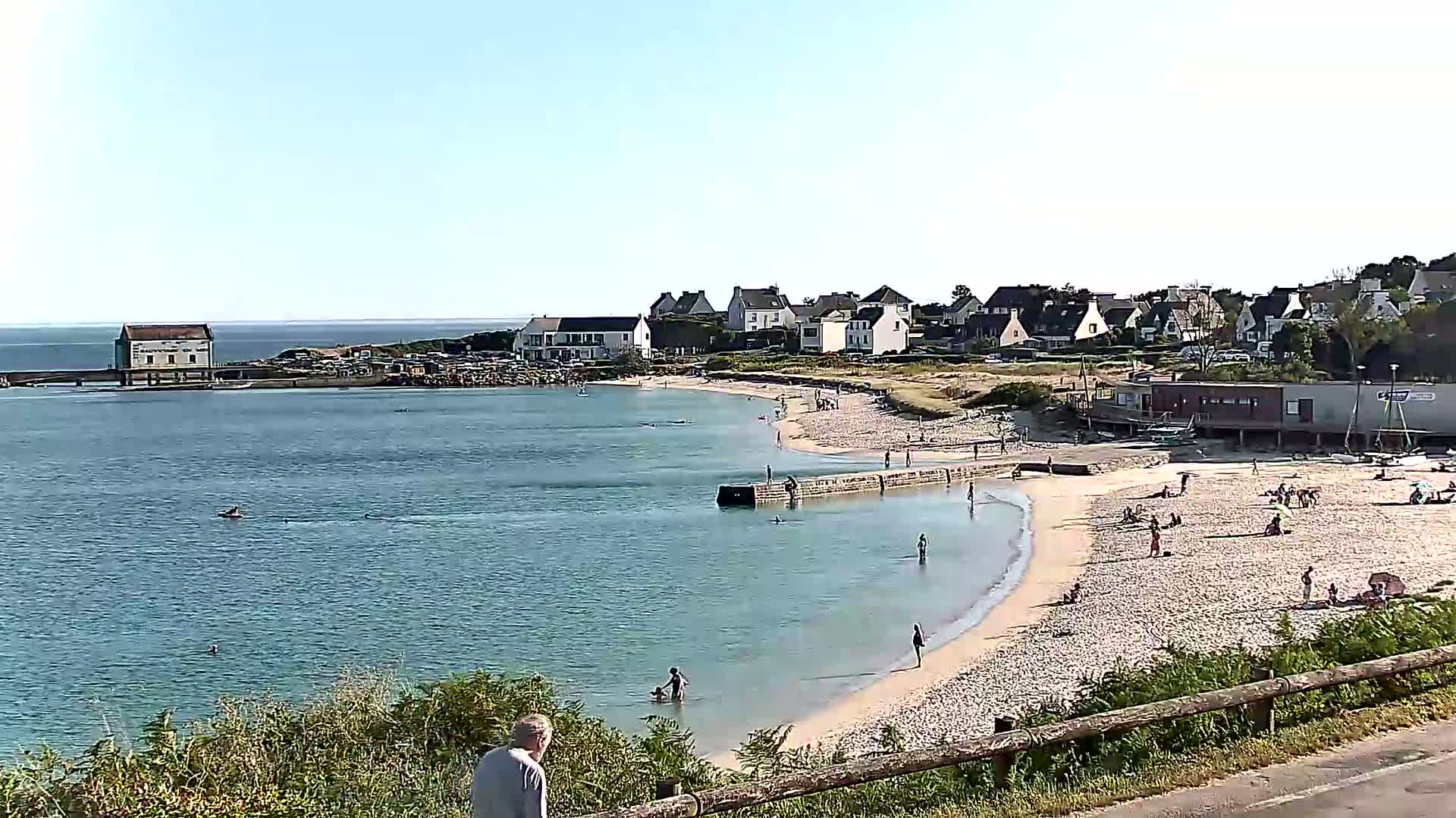 Audierne - Le Pouldu Plage de Trescadec Beach Live Cam - Quimper, Finistere, Bretagne, France