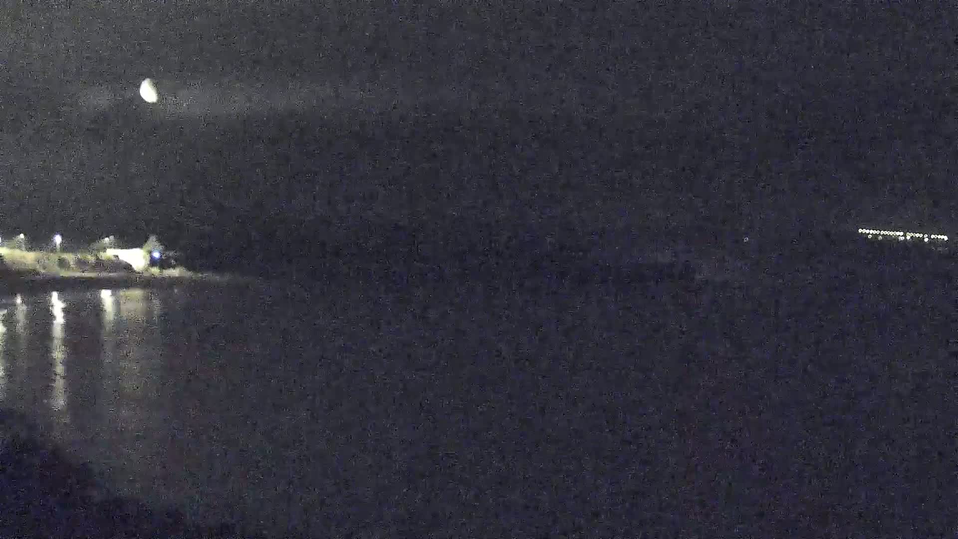 Audierne - Le Pouldu Plage de Trescadec Beach Live Cam - Quimper, Finistere, Bretagne, France