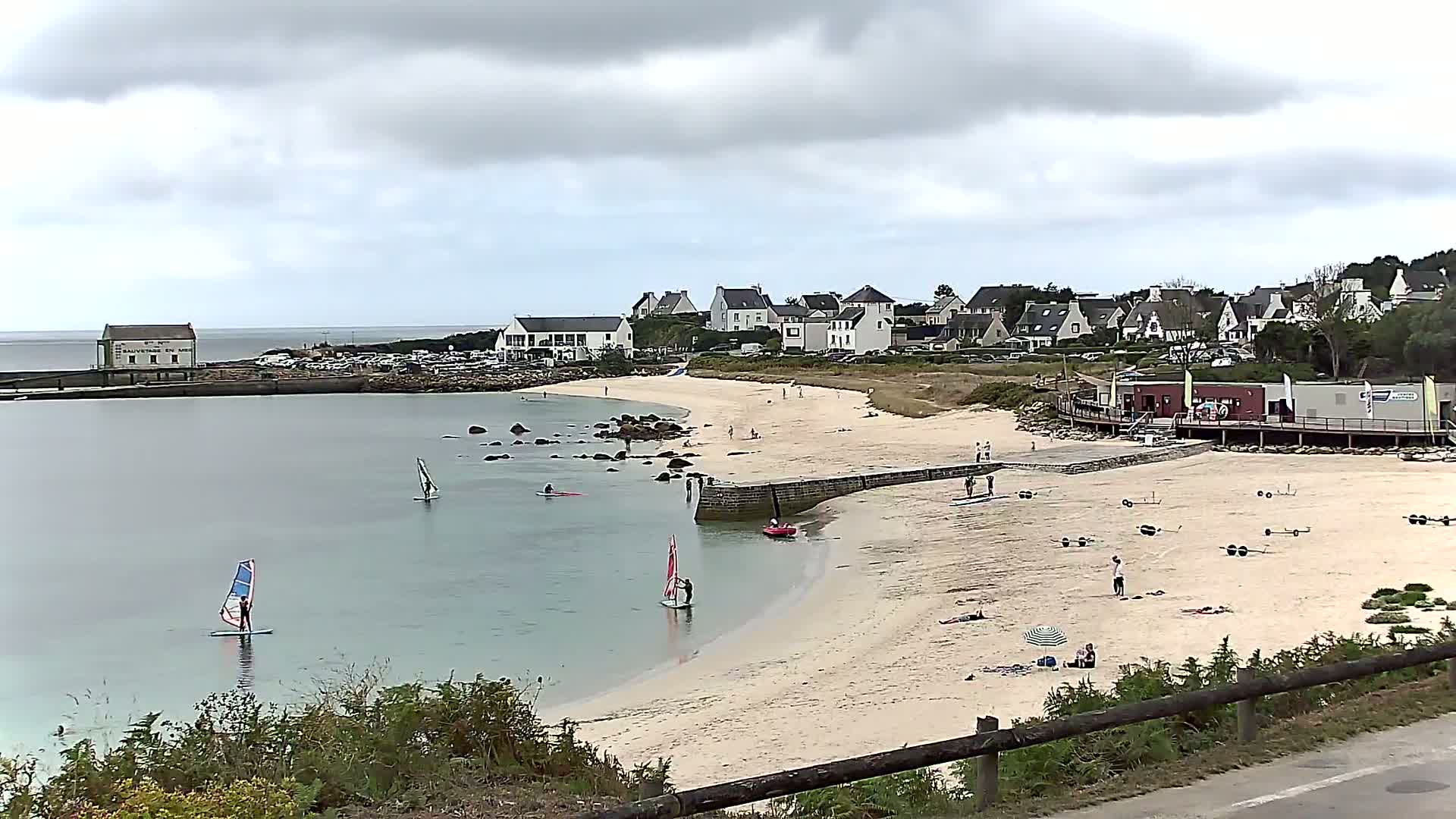 Audierne - Le Pouldu Plage de Trescadec Beach Live Cam - Quimper, Finistere, Bretagne, France