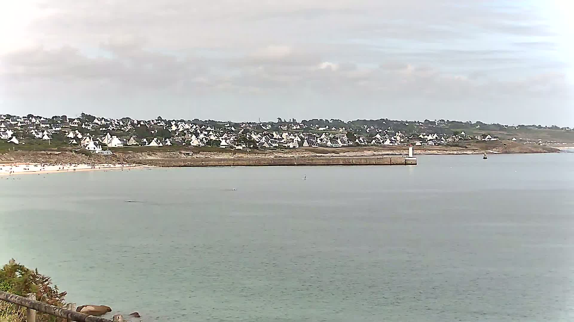 Audierne - Le Pouldu Plage de Trescadec Beach Live Cam - Quimper, Finistere, Bretagne, France