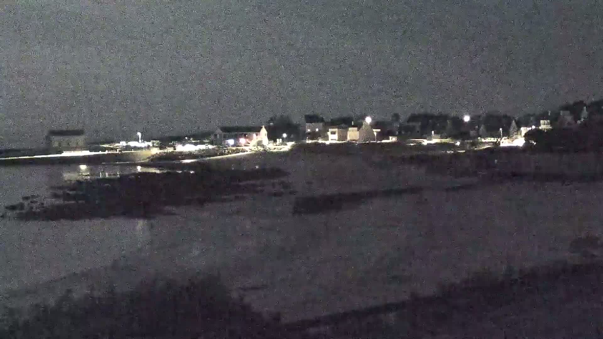 Audierne - Le Pouldu Plage de Trescadec Beach Live Cam - Quimper, Finistere, Bretagne, France