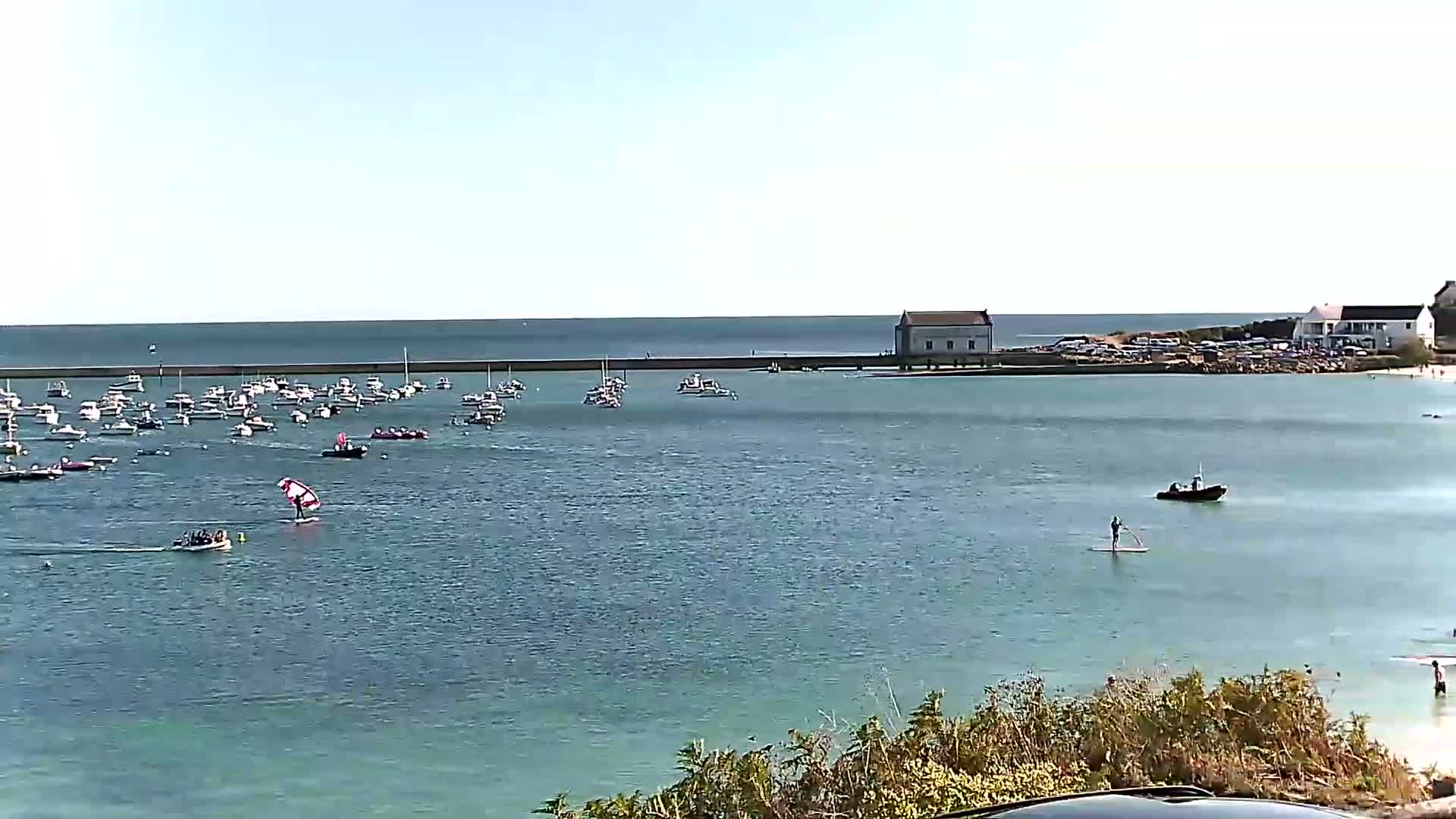 Audierne - Le Pouldu Plage de Trescadec Beach Live Cam - Quimper, Finistere, Bretagne, France