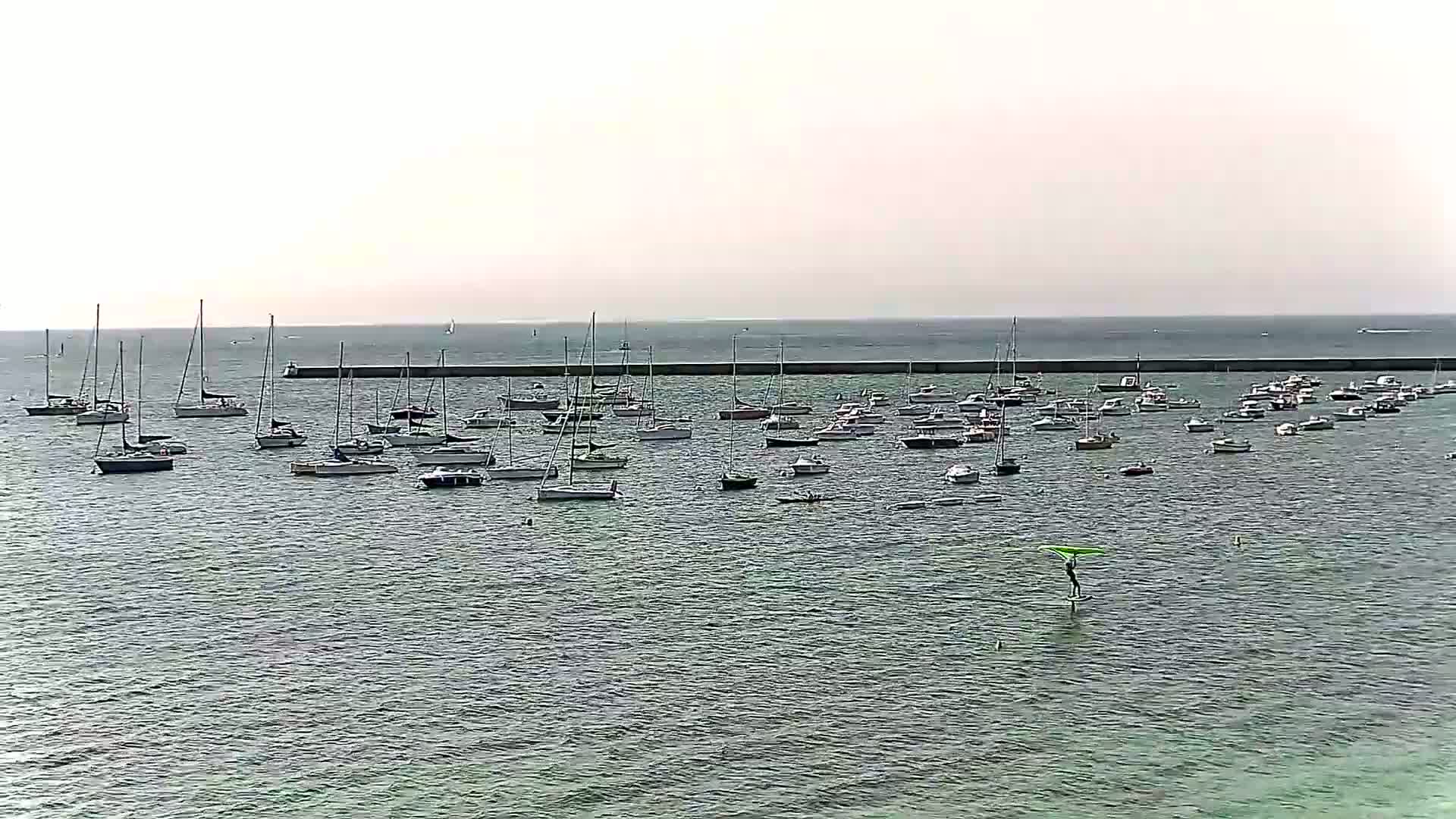 Audierne - Le Pouldu Plage de Trescadec Beach Live Cam - Quimper, Finistere, Bretagne, France