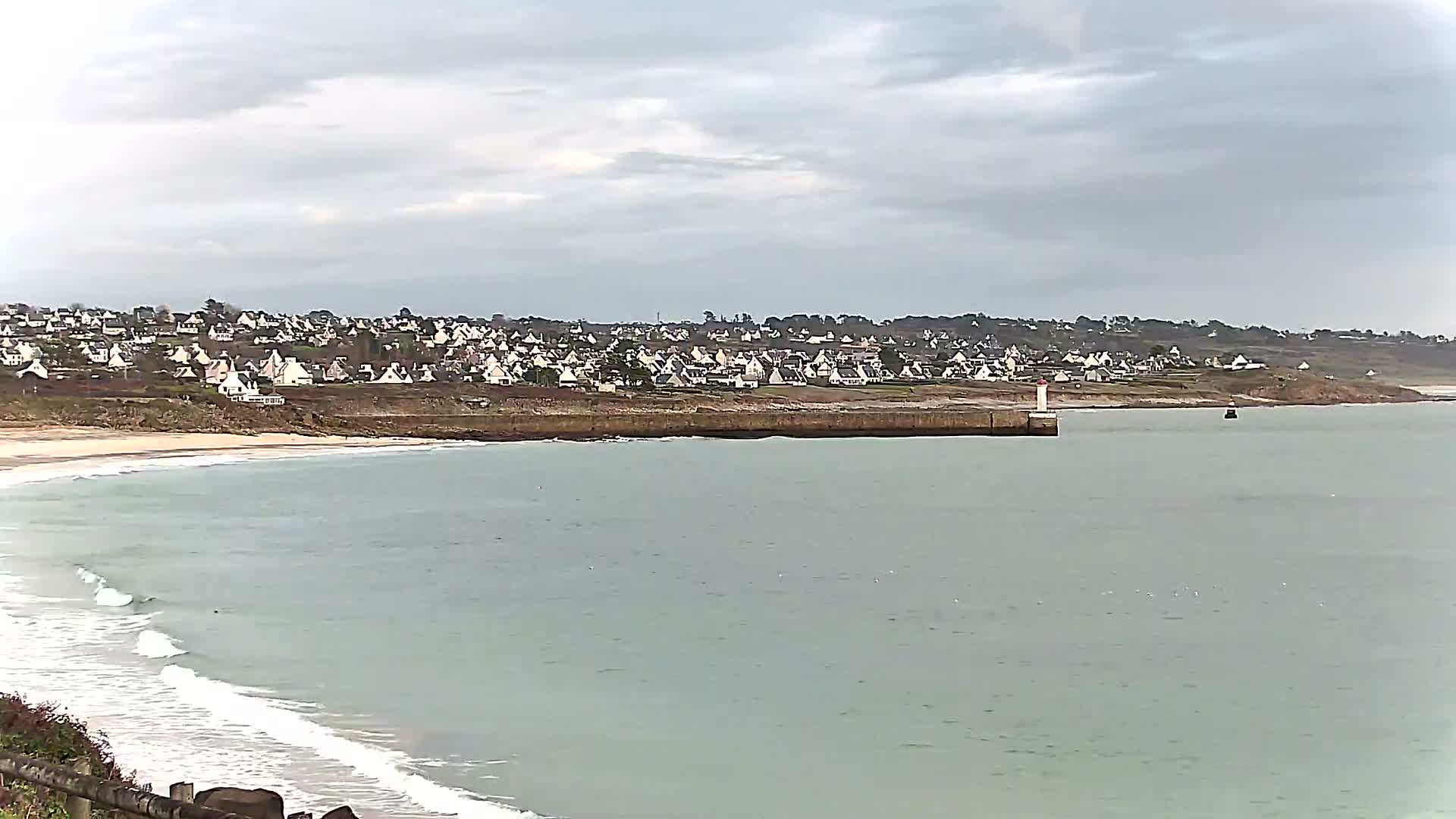 Audierne - Le Pouldu Plage de Trescadec Beach Live Cam - Quimper, Finistere, Bretagne, France