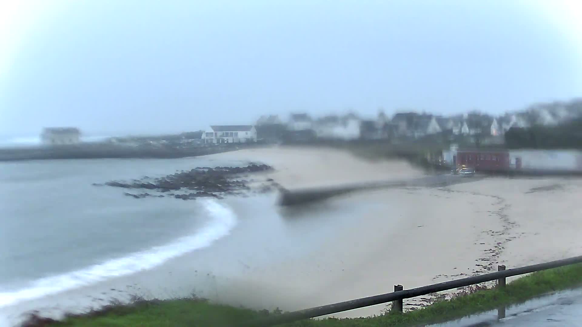 Audierne - Le Pouldu Plage de Trescadec Beach Live Cam - Quimper, Finistere, Bretagne, France