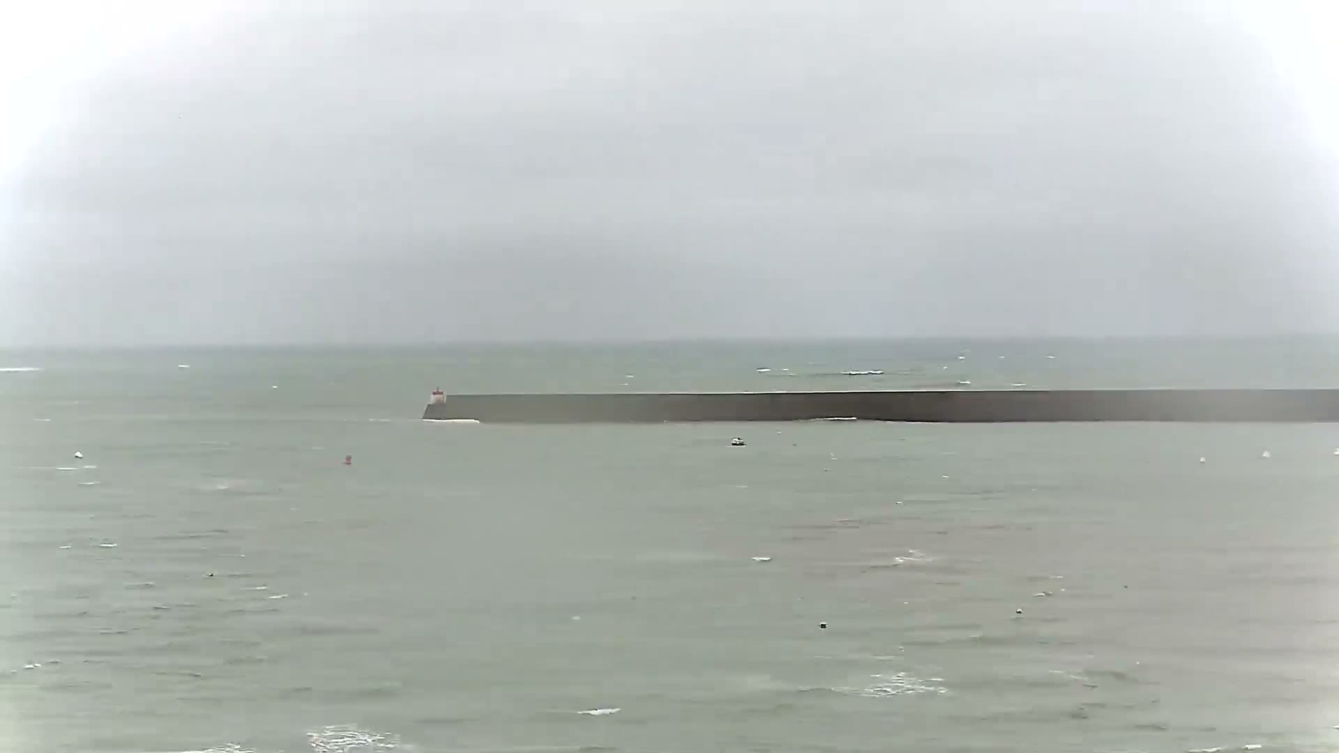 Audierne - Le Pouldu Plage de Trescadec Beach Live Cam - Quimper, Finistere, Bretagne, France