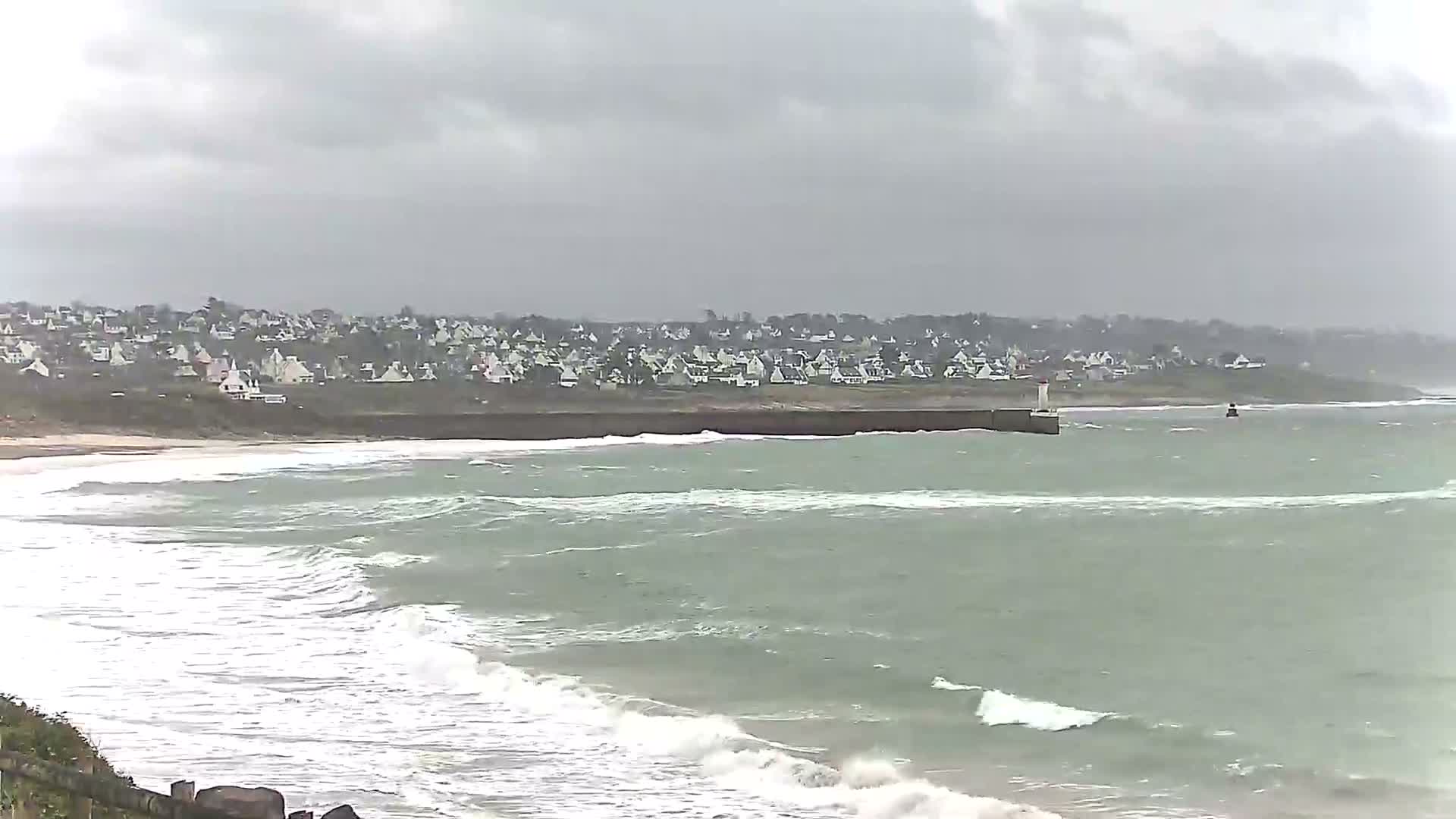Audierne - Le Pouldu Plage de Trescadec Beach Live Cam - Quimper, Finistere, Bretagne, France