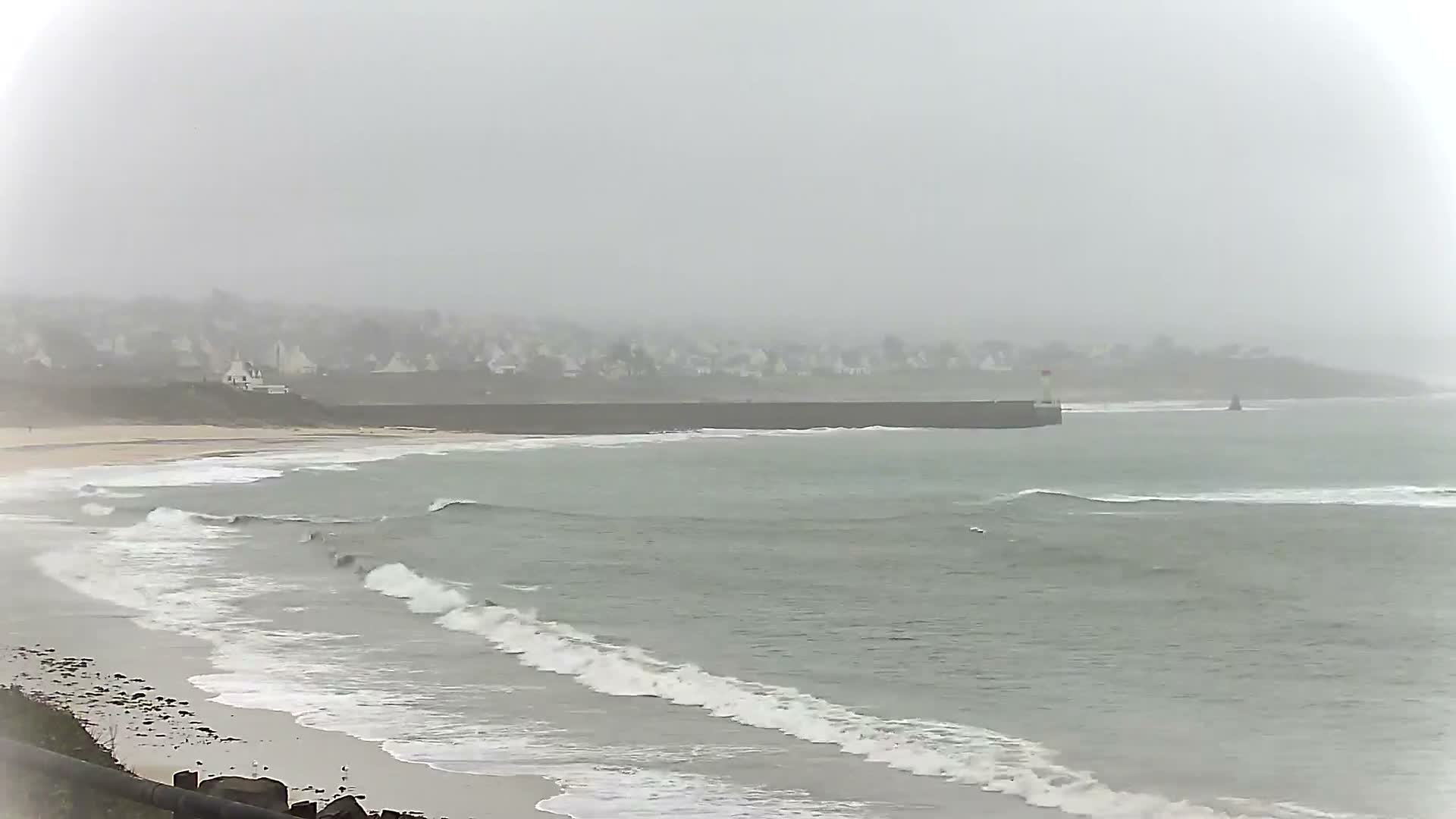 Audierne - Le Pouldu Plage de Trescadec Beach Live Cam - Quimper, Finistere, Bretagne, France