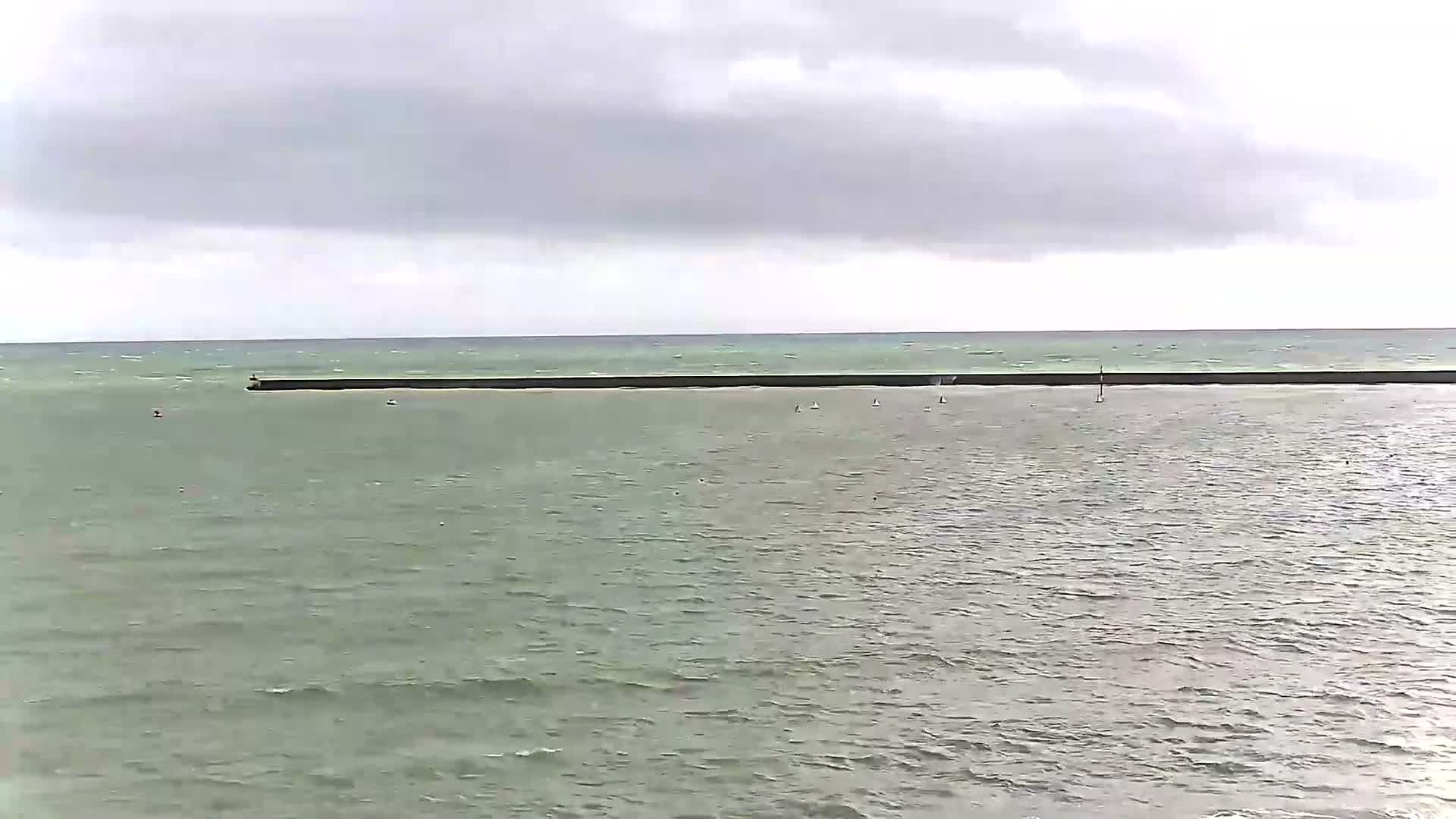 Audierne - Le Pouldu Plage de Trescadec Beach Live Cam - Quimper, Finistere, Bretagne, France