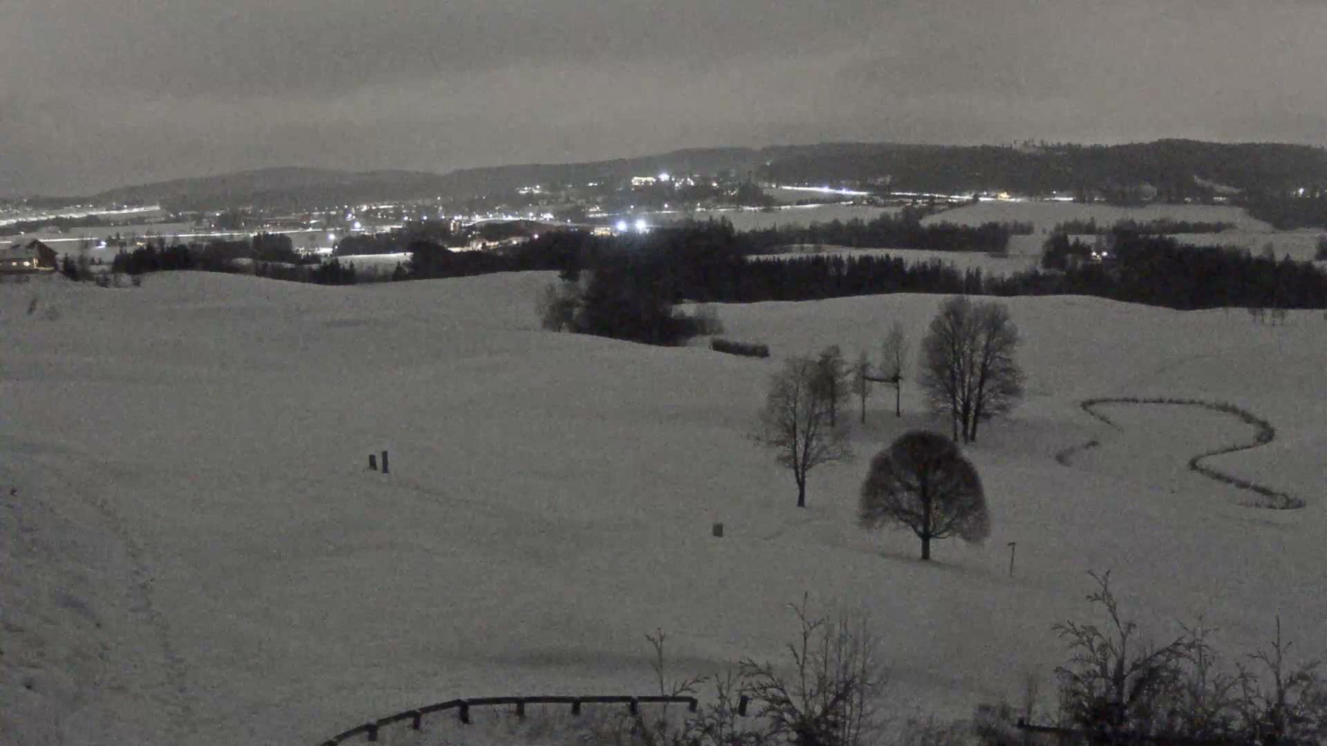 Akershus, Hauger Golf Club, Nittedal, Slattum Live Cam - Ramstadveiven, Slattum, Nittedal, Akershus, Eastern Norway (Østlandet), Norway