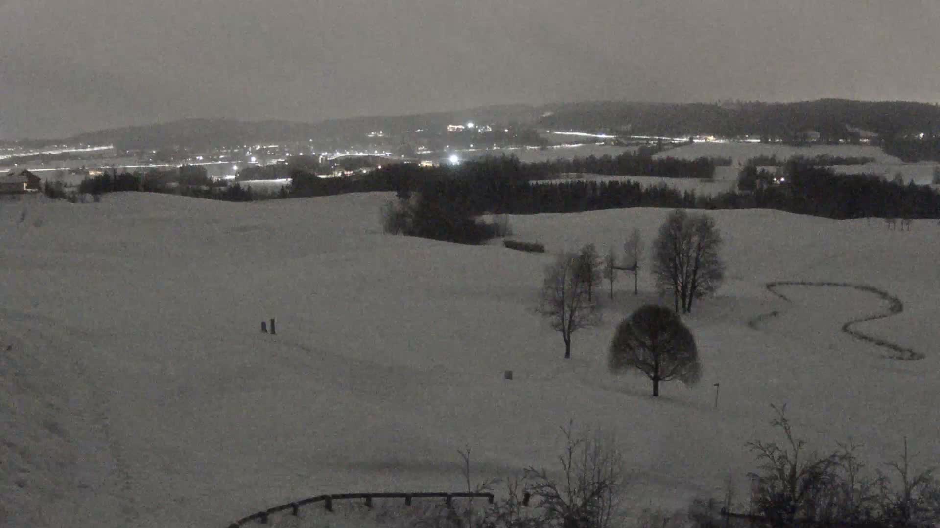 Akershus, Hauger Golf Club, Nittedal, Slattum Live Cam - Ramstadveiven, Slattum, Nittedal, Akershus, Eastern Norway (Østlandet), Norway