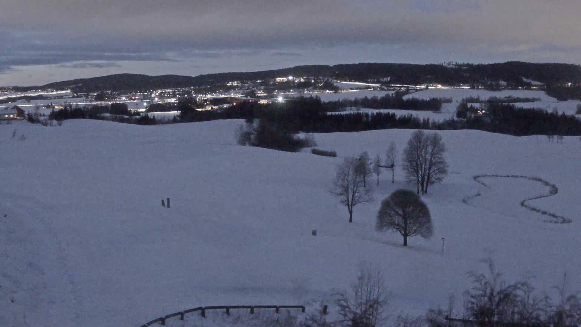 Akershus, Hauger Golf Club, Nittedal, Slattum Live Cam - Ramstadveiven, Slattum, Nittedal, Akershus, Eastern Norway (Østlandet), Norway