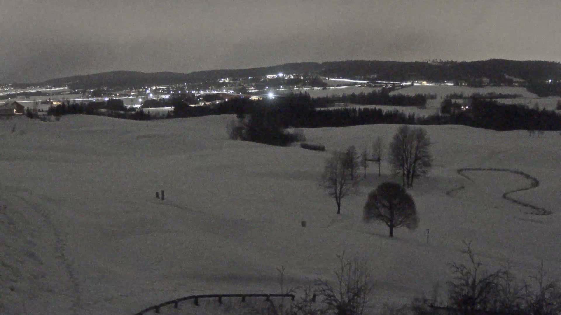 Akershus, Hauger Golf Club, Nittedal, Slattum Live Cam - Ramstadveiven, Slattum, Nittedal, Akershus, Eastern Norway (Østlandet), Norway