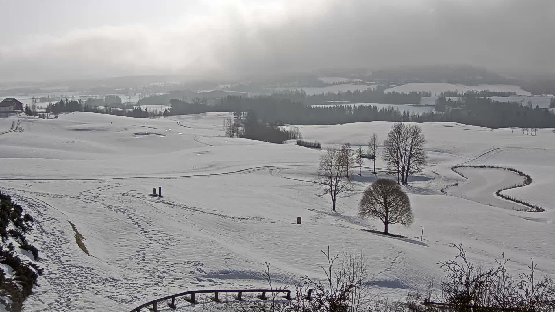 Akershus, Hauger Golf Club, Nittedal, Slattum Live Cam - Ramstadveiven, Slattum, Nittedal, Akershus, Eastern Norway (Østlandet), Norway