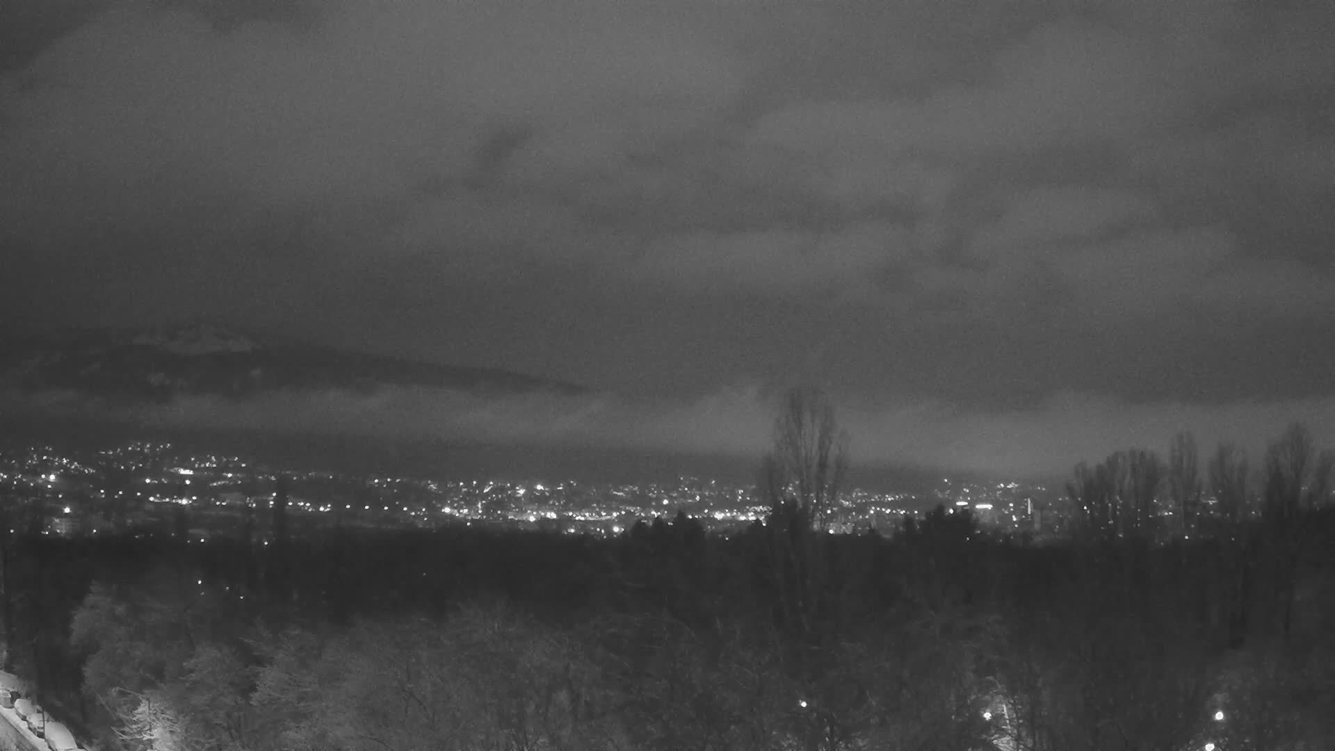 Sofia ( Sofia Skyline от Факултета, София ) Skyline from Fakulteta, Sofia Live Cam - Fakulteta, Sofia,  Bulgaria