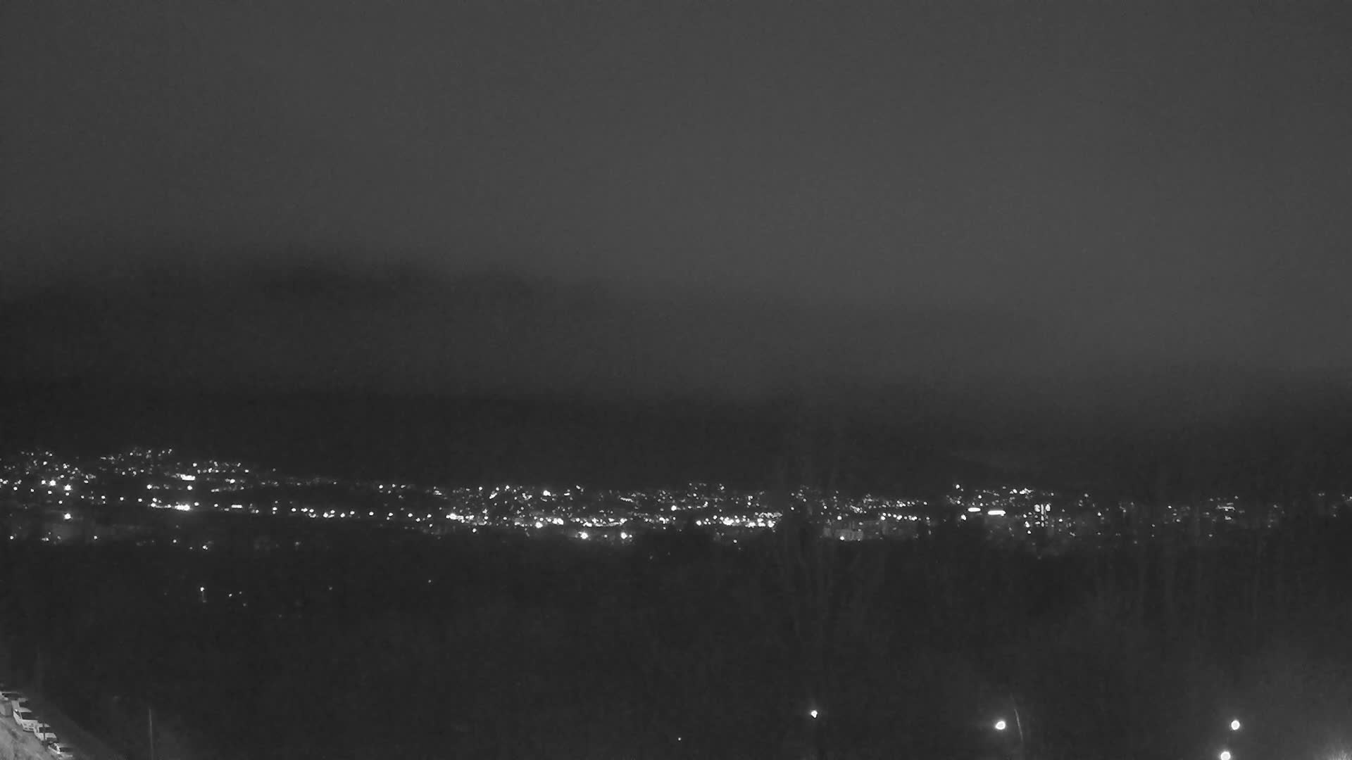 Sofia ( Sofia Skyline от Факултета, София ) Skyline from Fakulteta, Sofia Live Cam - Fakulteta, Sofia,  Bulgaria