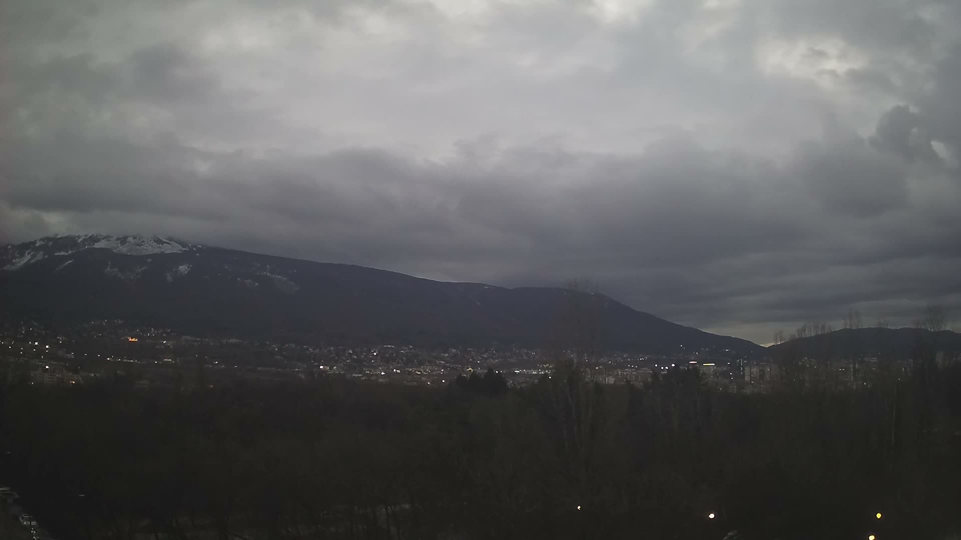 Sofia ( Sofia Skyline от Факултета, София ) Skyline from Fakulteta, Sofia Live Cam - Fakulteta, Sofia,  Bulgaria