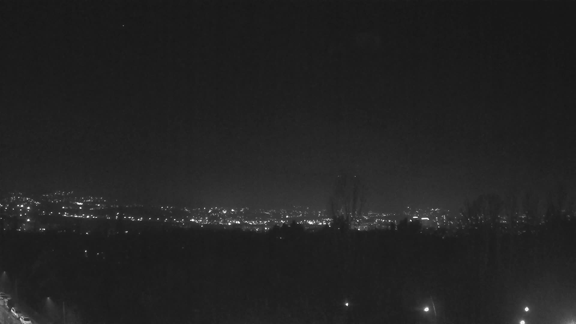Sofia ( Sofia Skyline от Факултета, София ) Skyline from Fakulteta, Sofia Live Cam - Fakulteta, Sofia,  Bulgaria