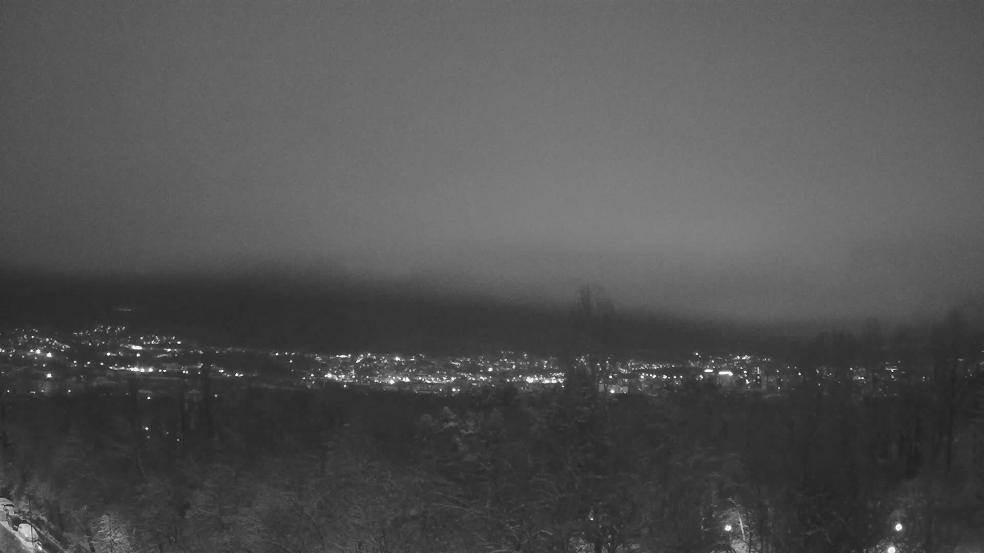 Sofia ( Sofia Skyline от Факултета, София ) Skyline from Fakulteta, Sofia Live Cam - Fakulteta, Sofia,  Bulgaria
