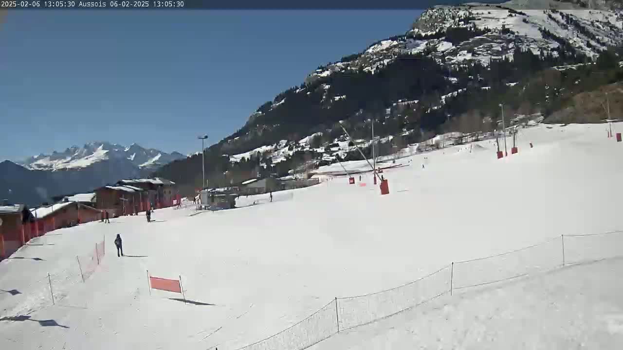 Aussois Ski Slopes Live Cam - Saint-Jean-de-Maurienne, Savoie, Auvergne-Rhone-Alpes, France
