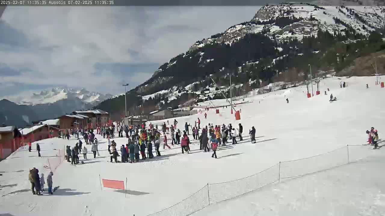 Aussois Ski Slopes Live Cam - Saint-Jean-de-Maurienne, Savoie, Auvergne-Rhone-Alpes, France