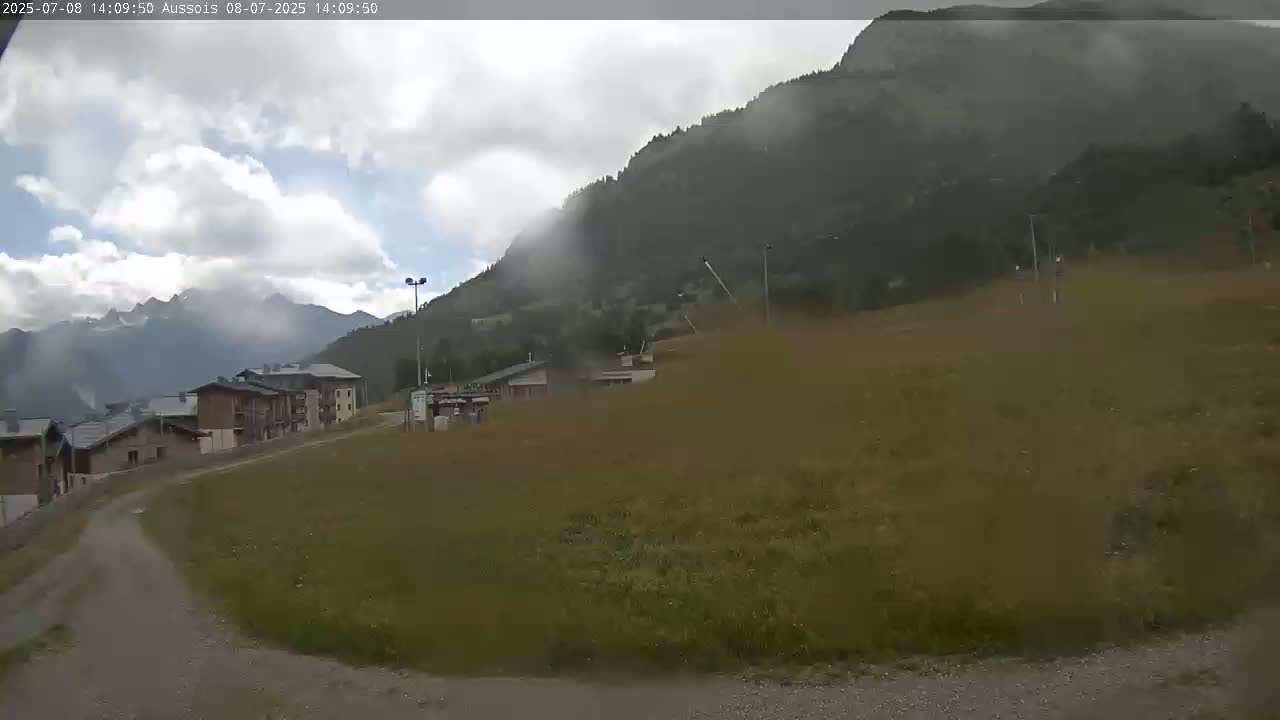Aussois Ski Slopes Live Cam - Saint-Jean-de-Maurienne, Savoie, Auvergne-Rhone-Alpes, France