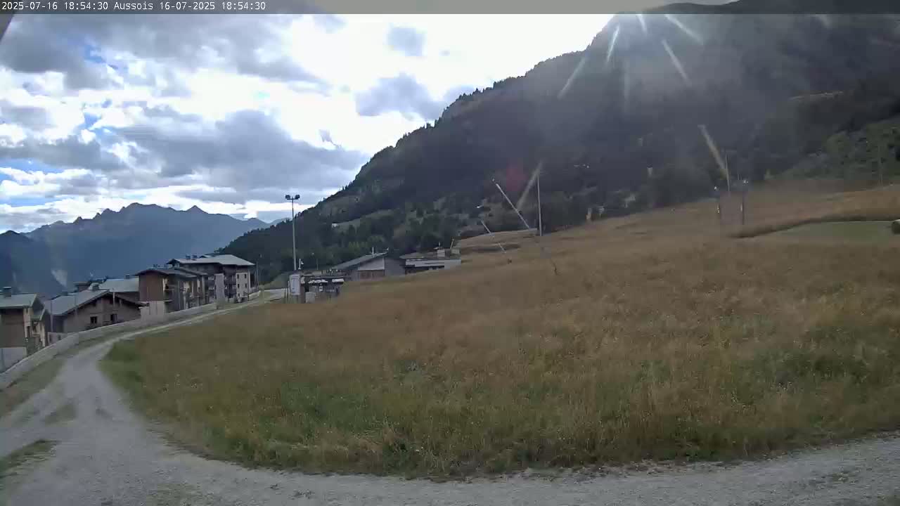 Aussois Ski Slopes Live Cam - Saint-Jean-de-Maurienne, Savoie, Auvergne-Rhone-Alpes, France