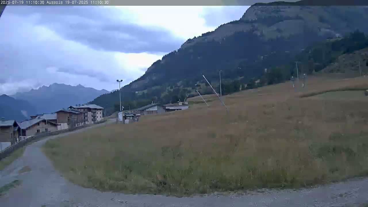 Aussois Ski Slopes Live Cam - Saint-Jean-de-Maurienne, Savoie, Auvergne-Rhone-Alpes, France