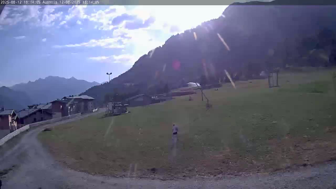 Aussois Ski Slopes Live Cam - Saint-Jean-de-Maurienne, Savoie, Auvergne-Rhone-Alpes, France