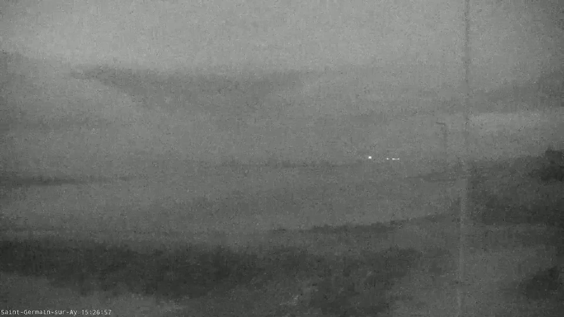 Plage de Saint-Germain-sur-Ay Beach Live Cam - Coutances, Manche, Normandie, France