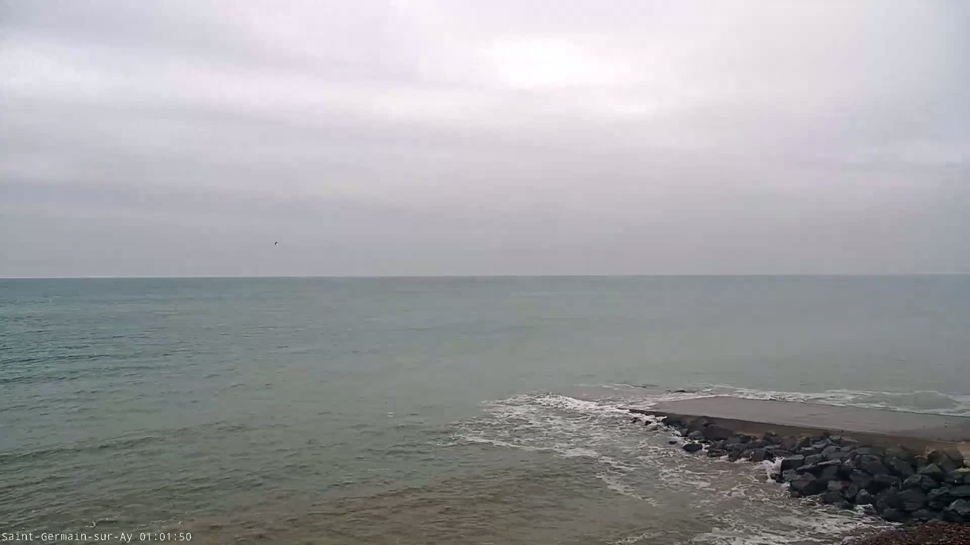 Plage de Saint-Germain-sur-Ay Beach Live Cam - Coutances, Manche, Normandie, France