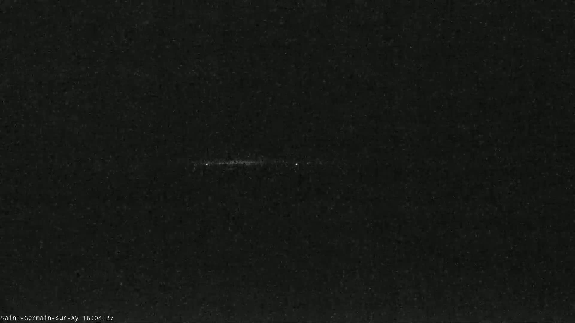 Plage de Saint-Germain-sur-Ay Beach Live Cam - Coutances, Manche, Normandie, France