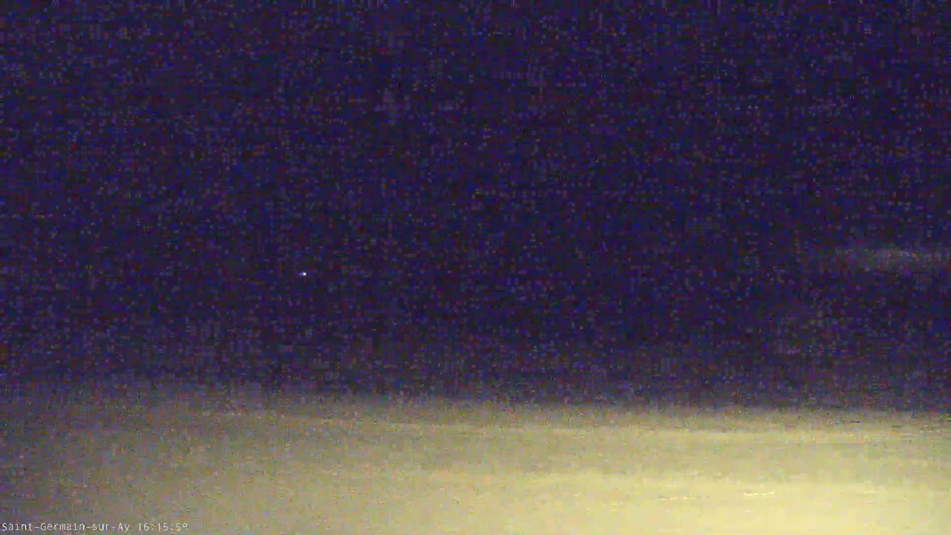 Plage de Saint-Germain-sur-Ay Beach Live Cam - Coutances, Manche, Normandie, France