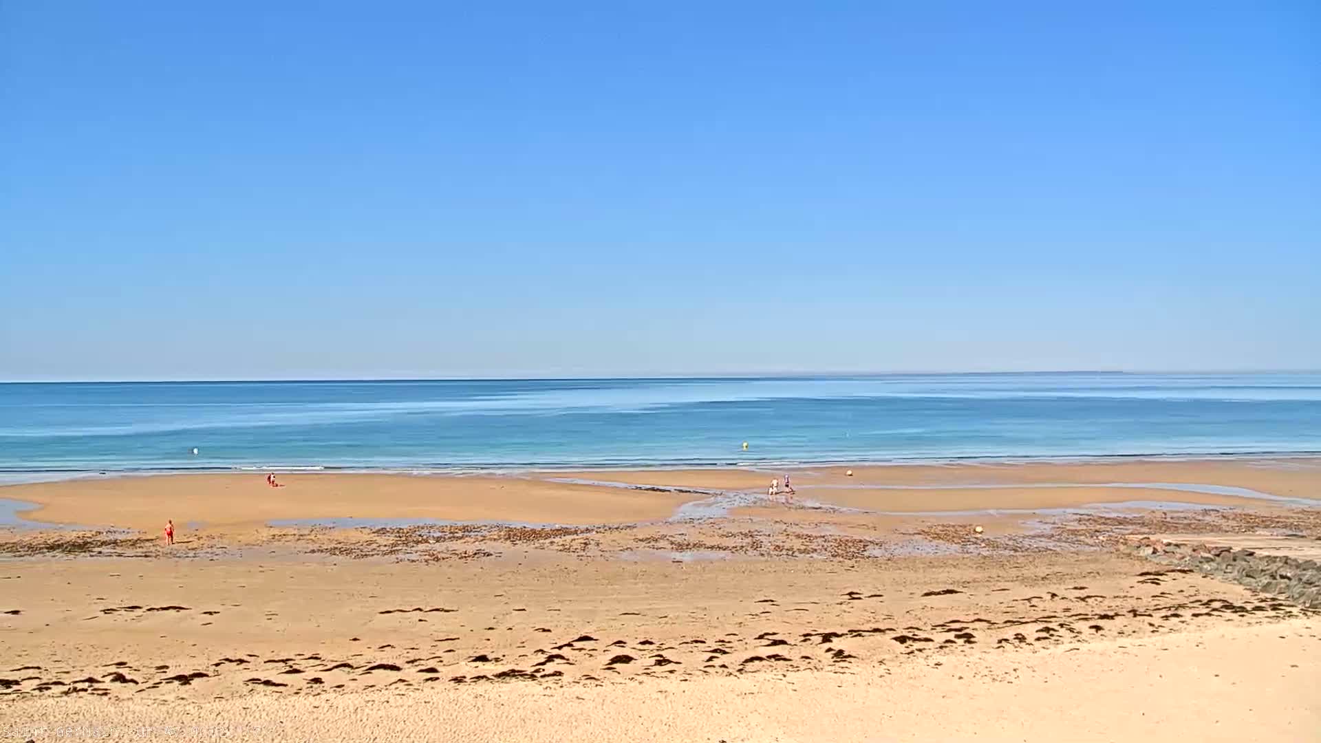 Plage de Saint-Germain-sur-Ay Beach Live Cam - Coutances, Manche, Normandie, France